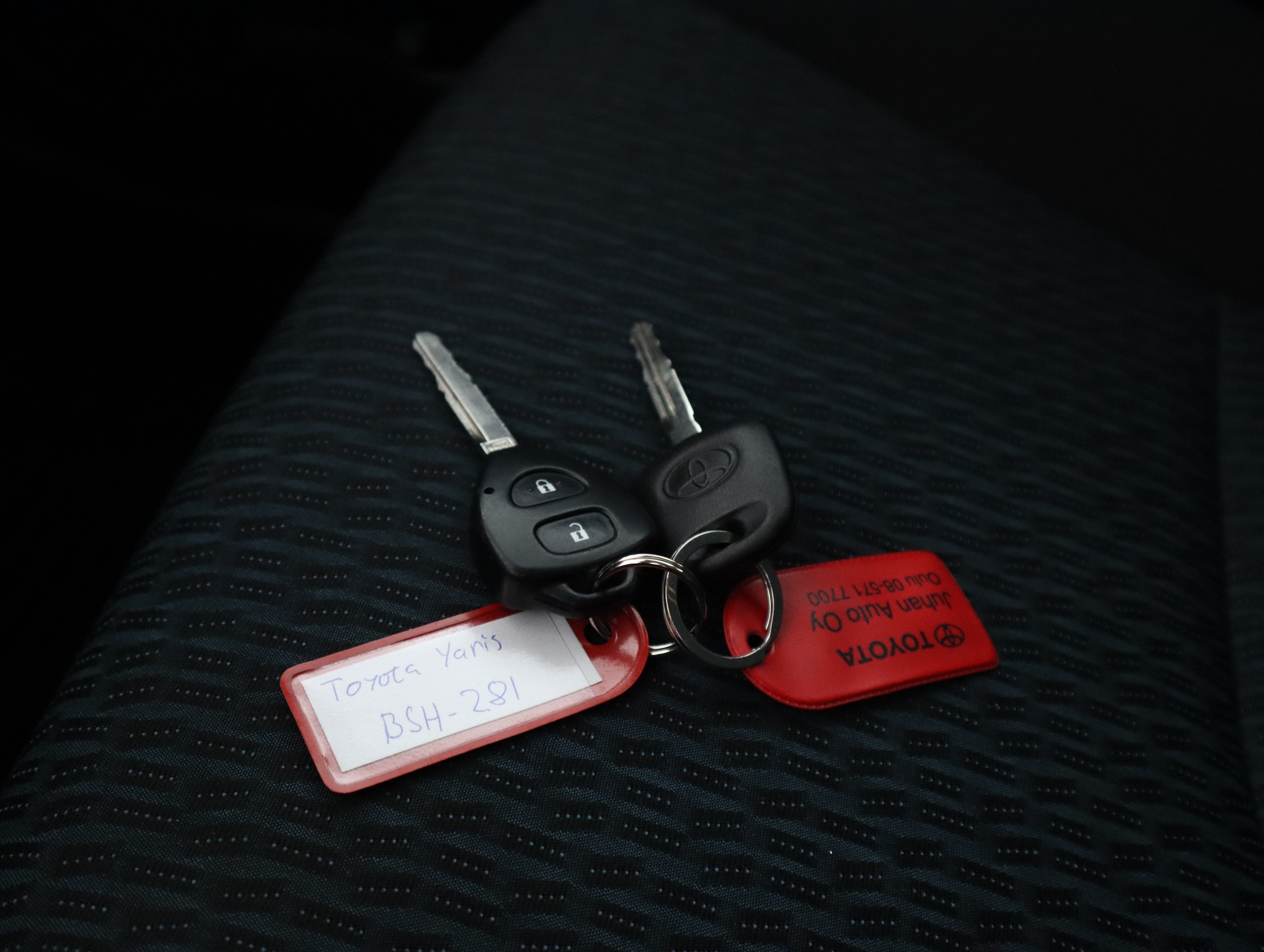 TOYOTA Yaris 2012
