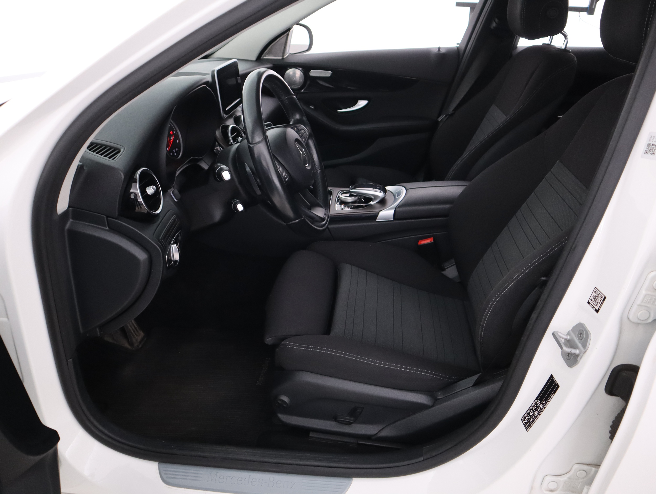 MERCEDES-BENZ C 2015