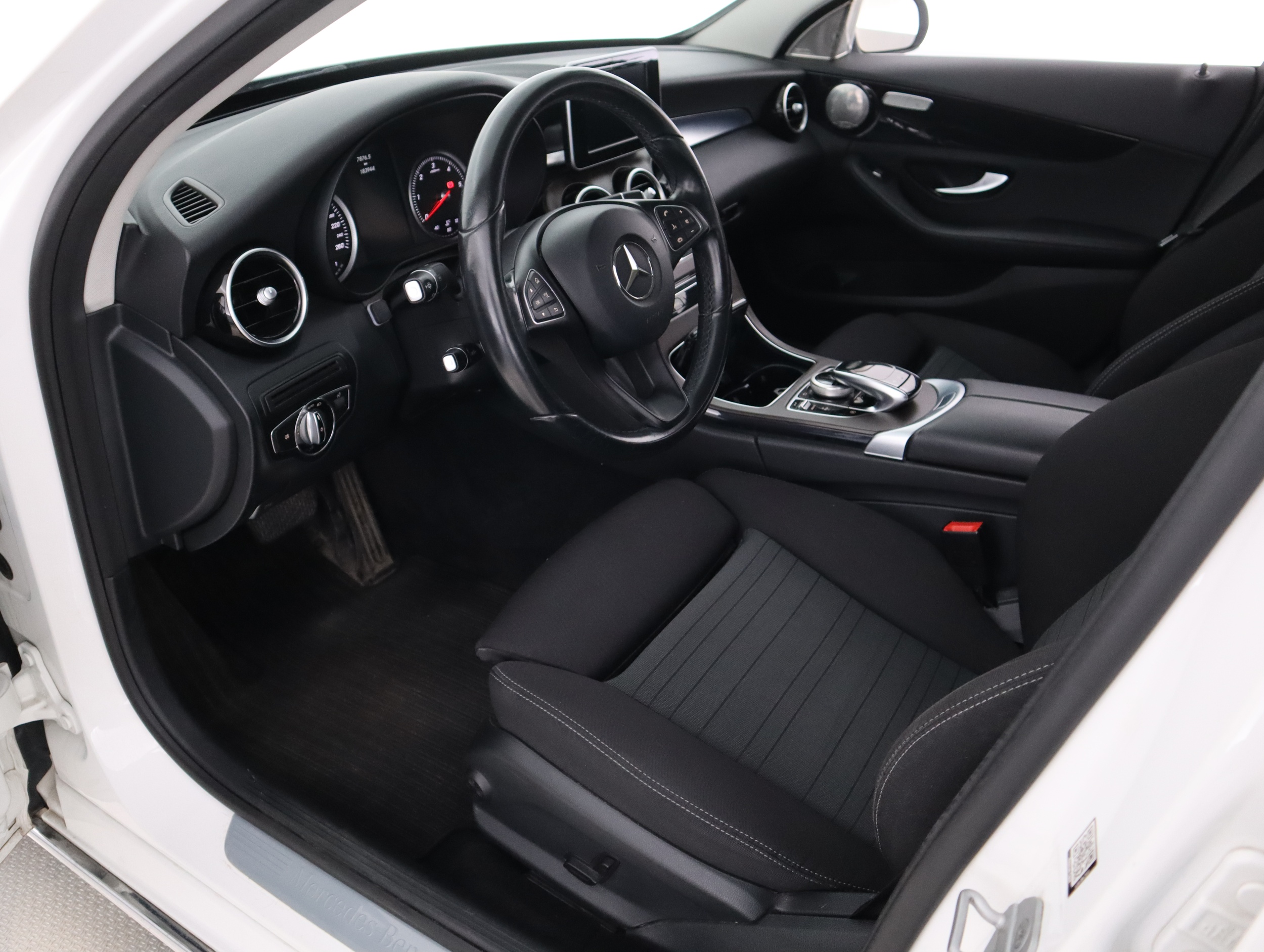 MERCEDES-BENZ C 2015