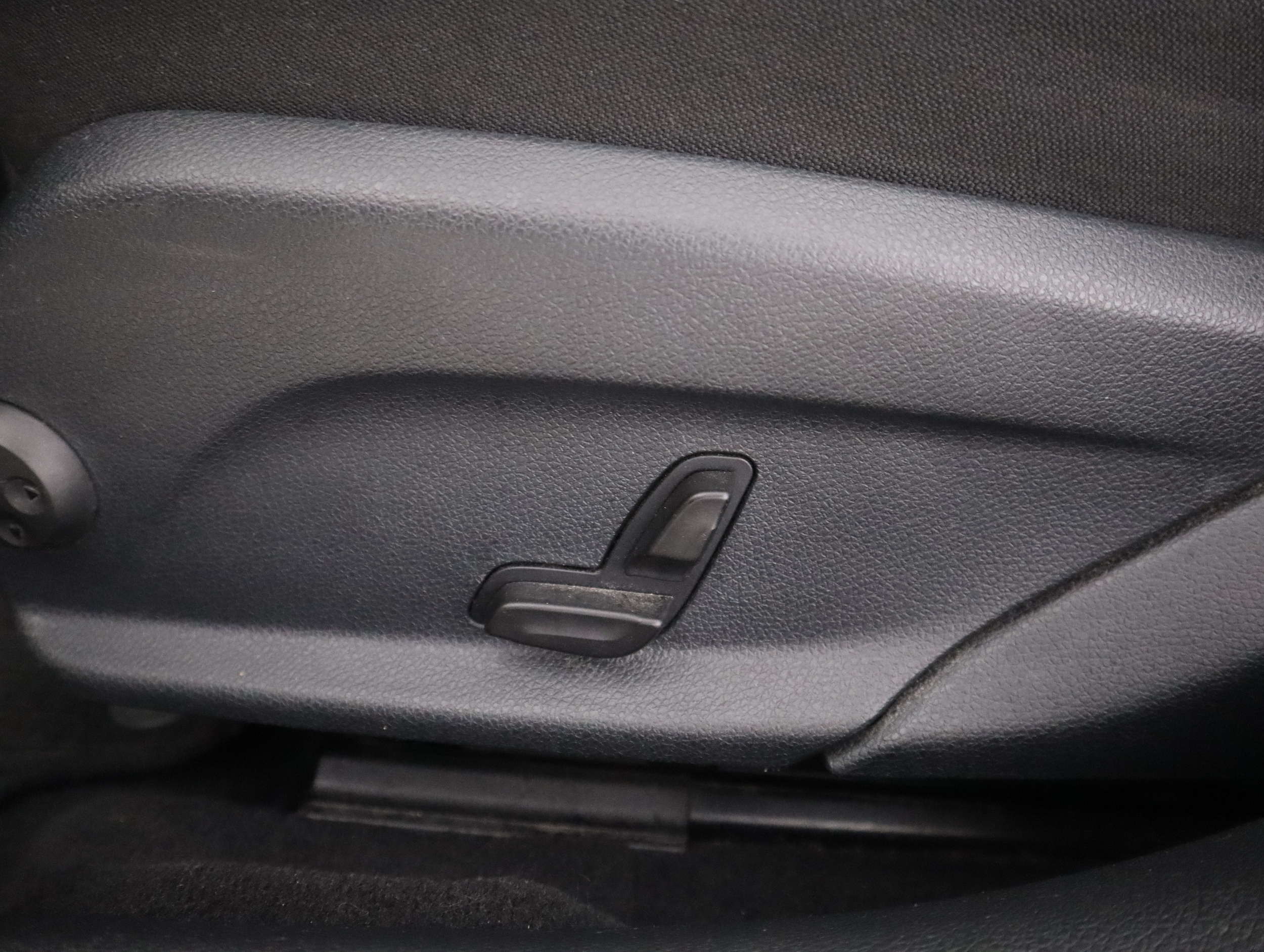 MERCEDES-BENZ C 2015