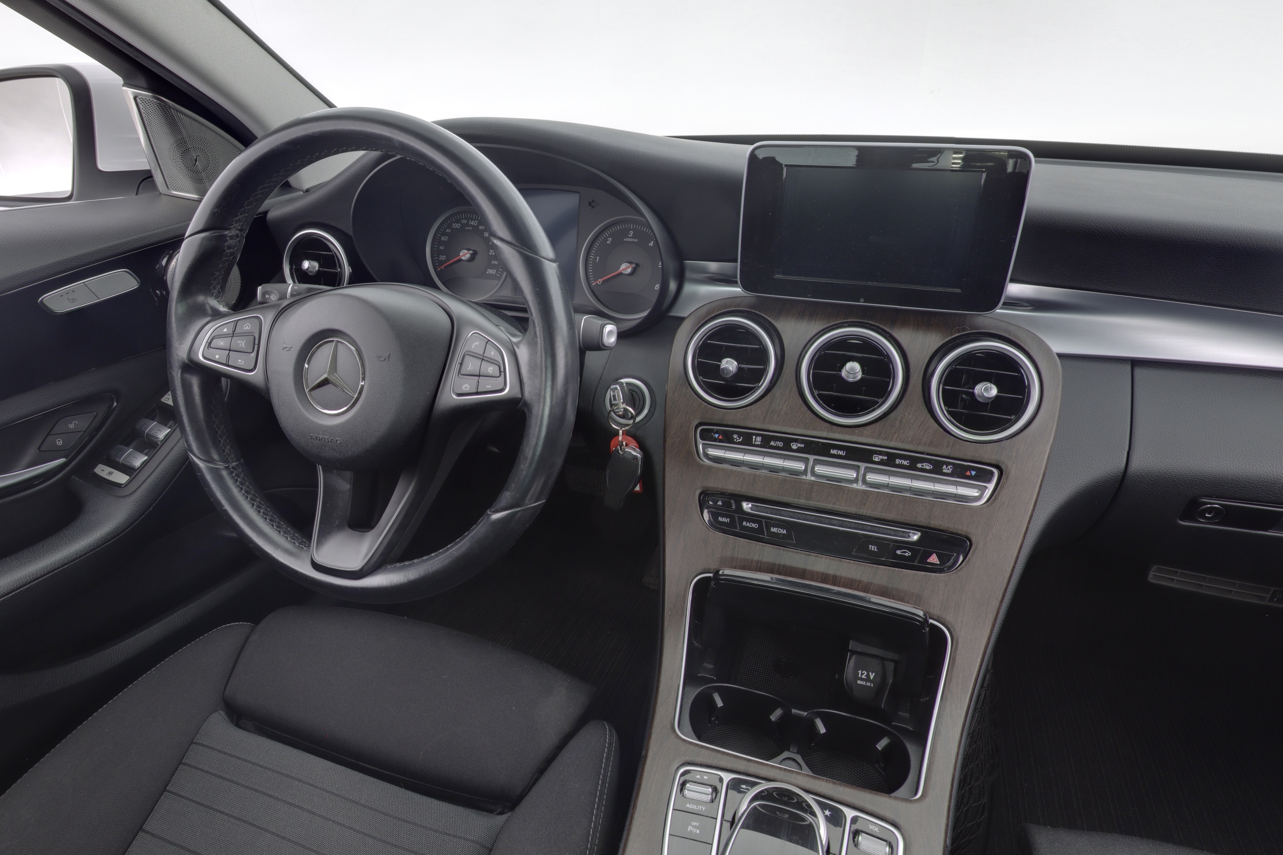 MERCEDES-BENZ C 2015