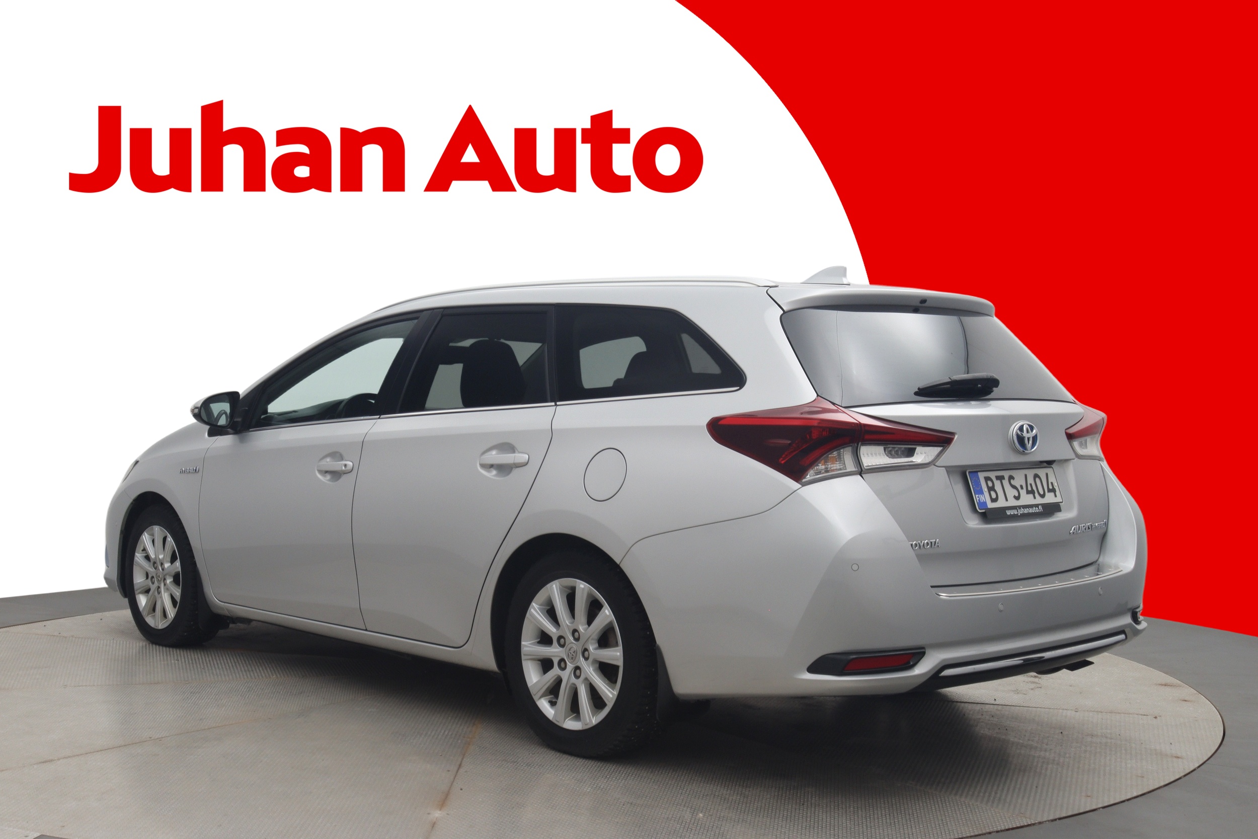 TOYOTA Auris 2016