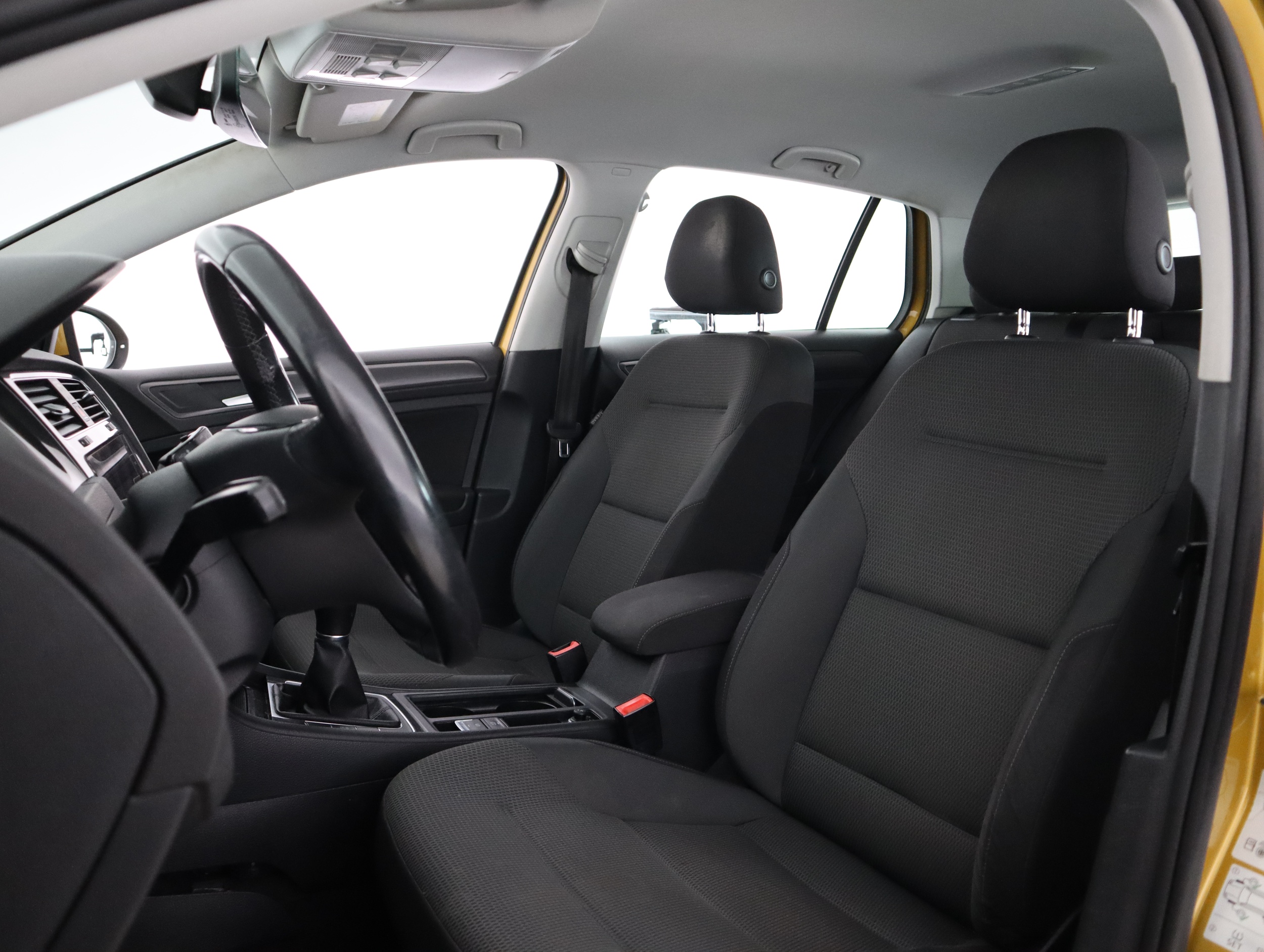 VOLKSWAGEN GOLF 2017