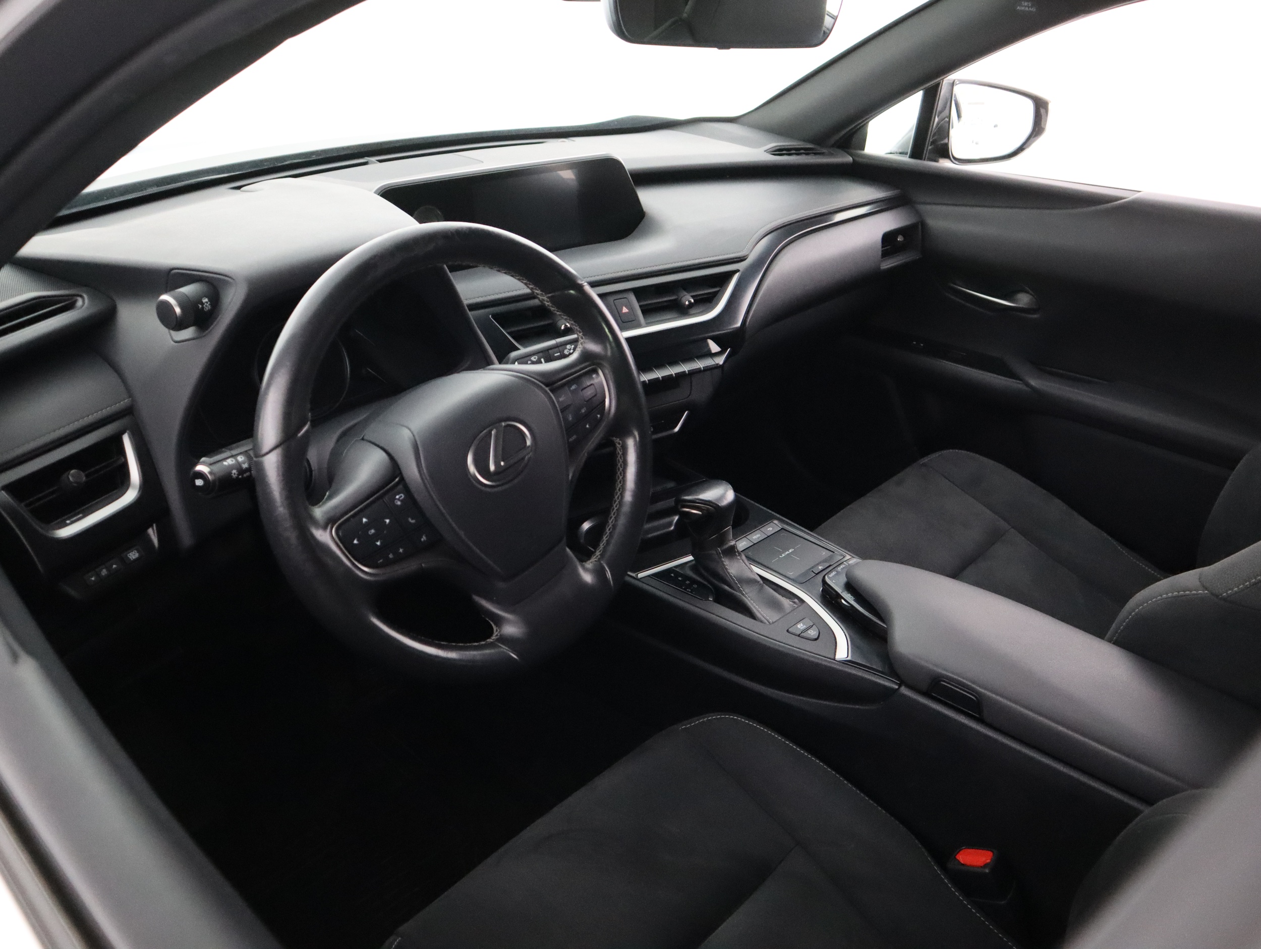 LEXUS UX 2019