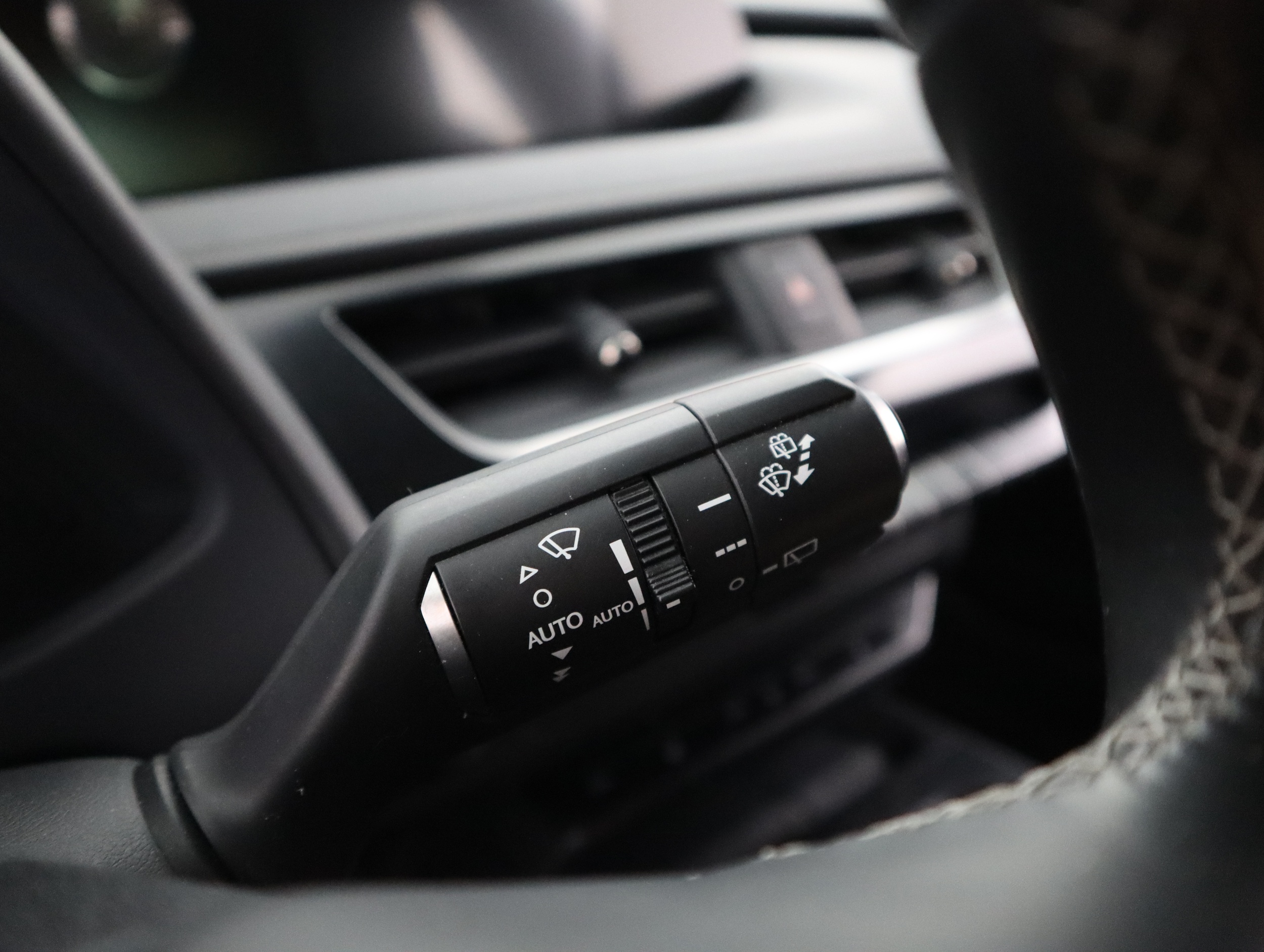 LEXUS UX 2019