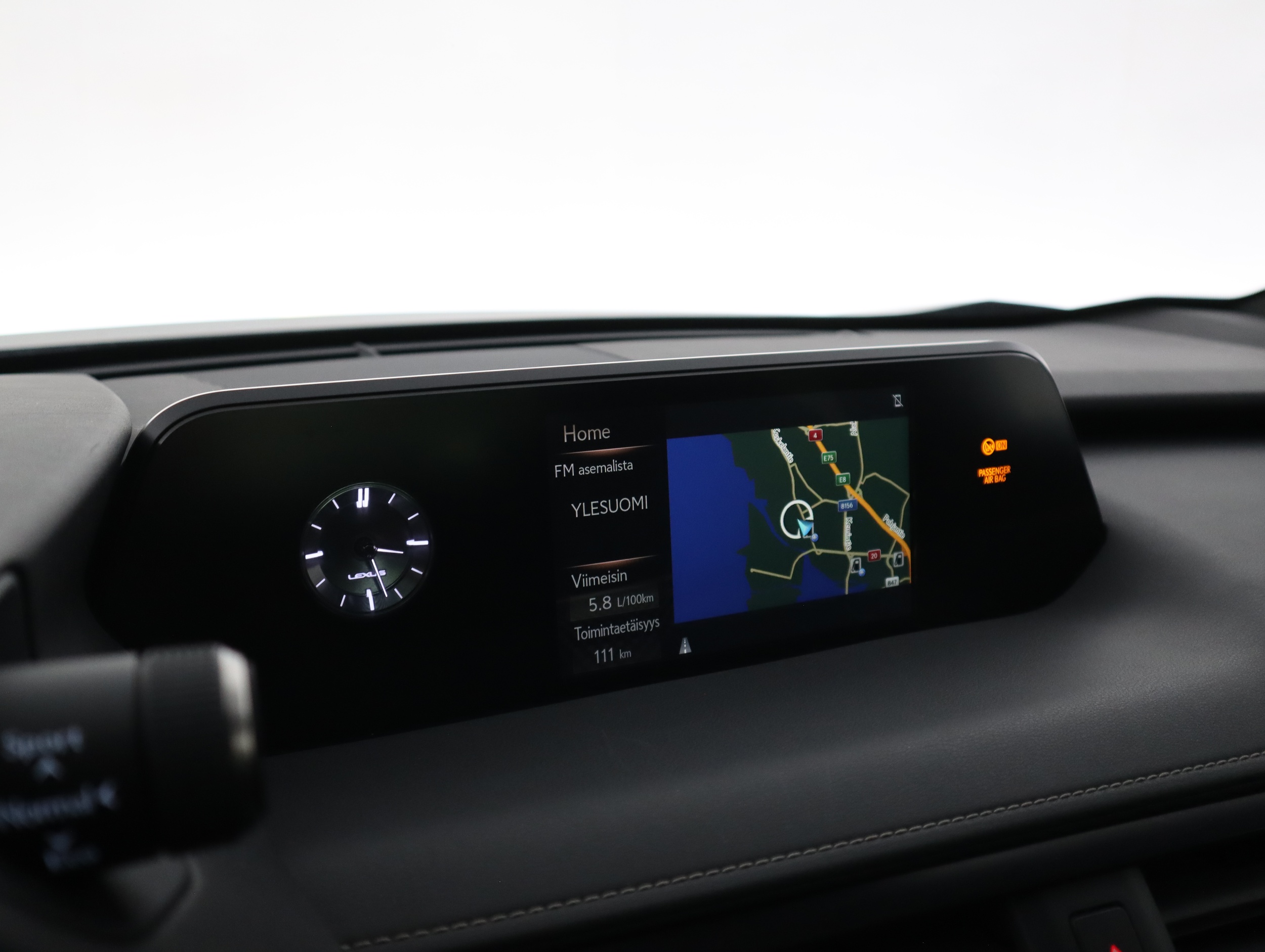 LEXUS UX 2019