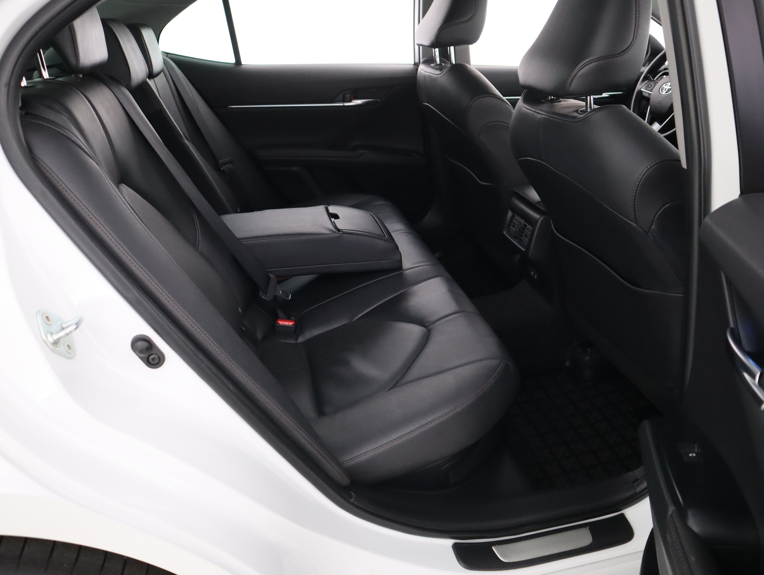 TOYOTA CAMRY 10