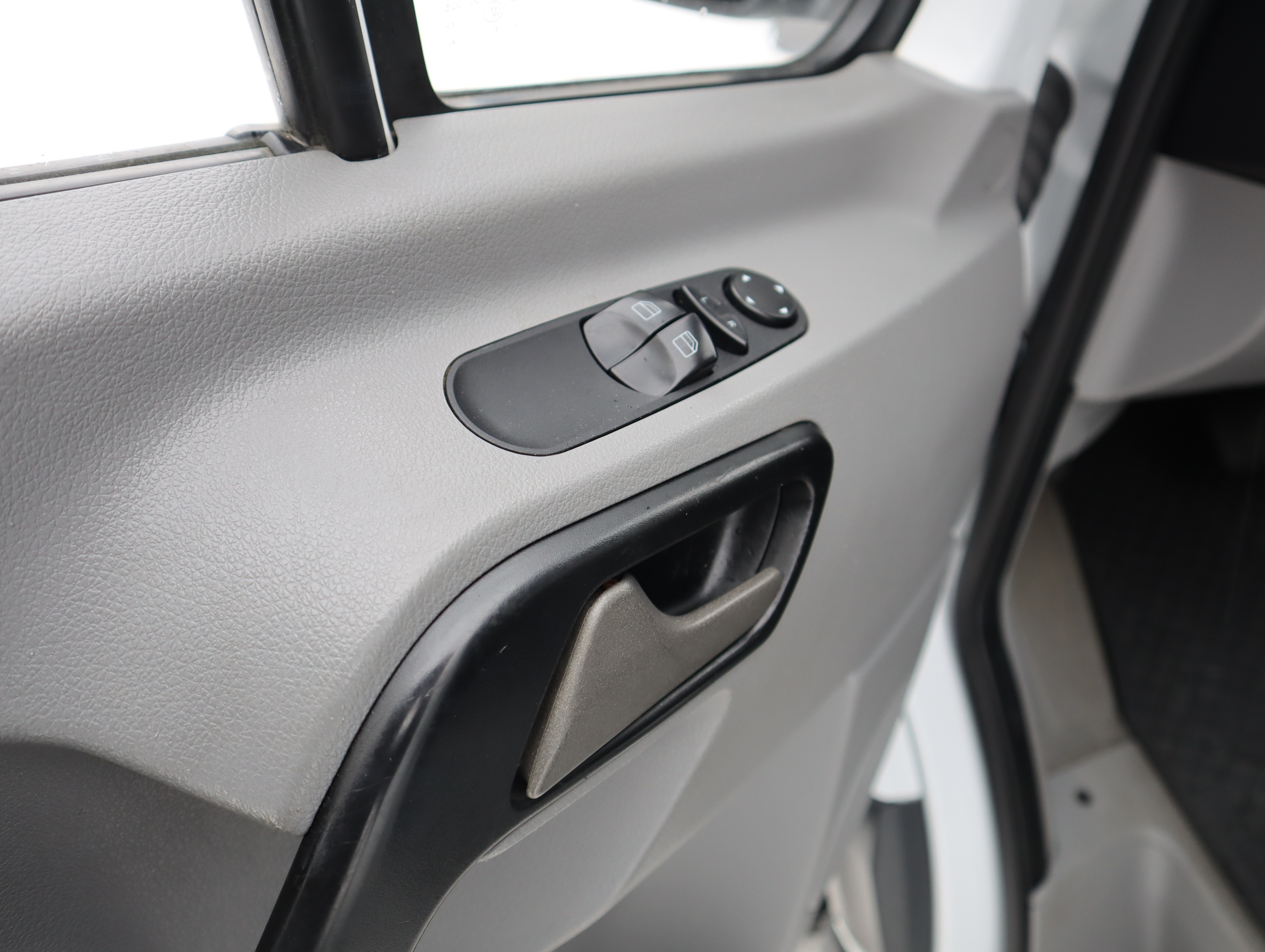 MERCEDES-BENZ SPRINTER 2017