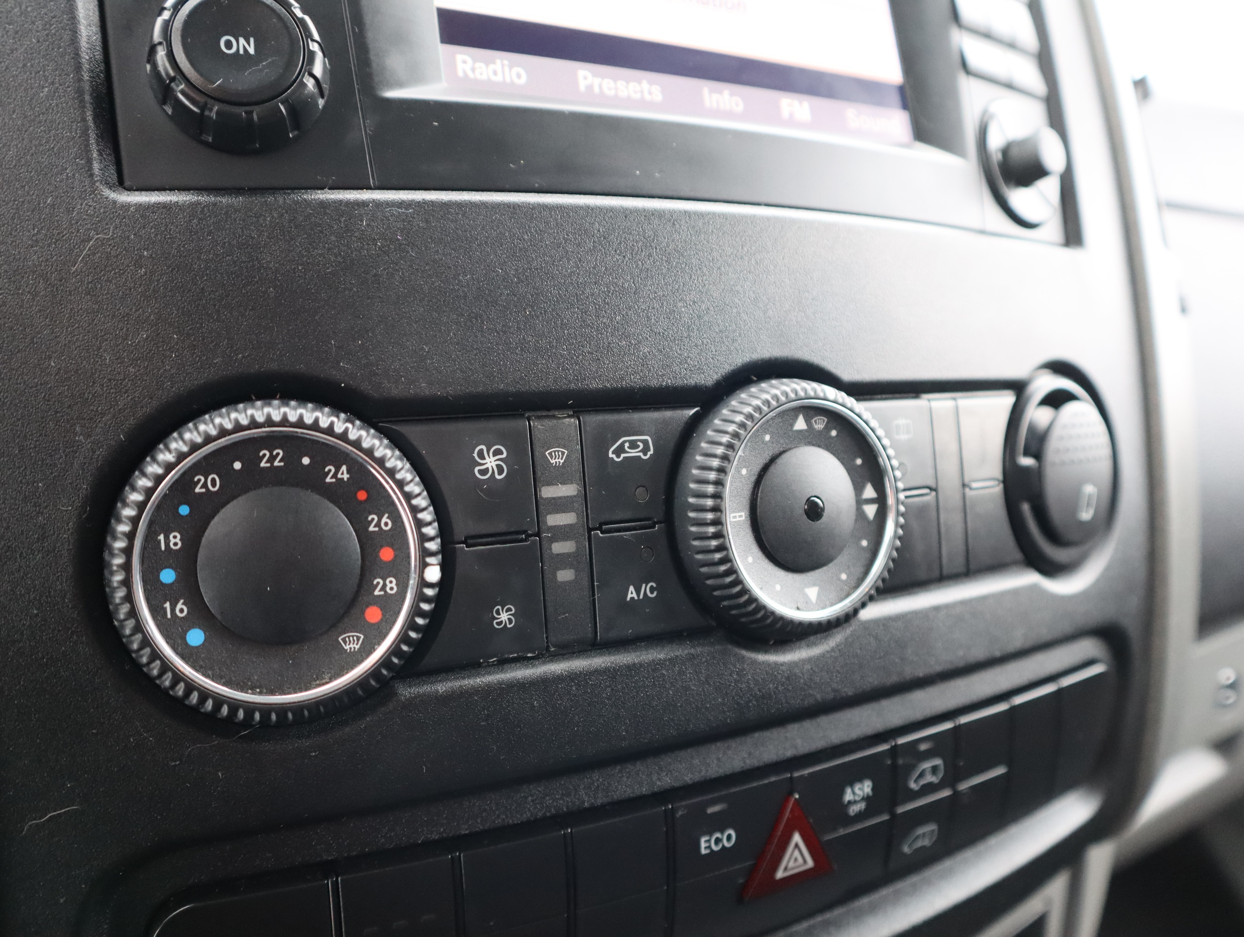 MERCEDES-BENZ SPRINTER 2017