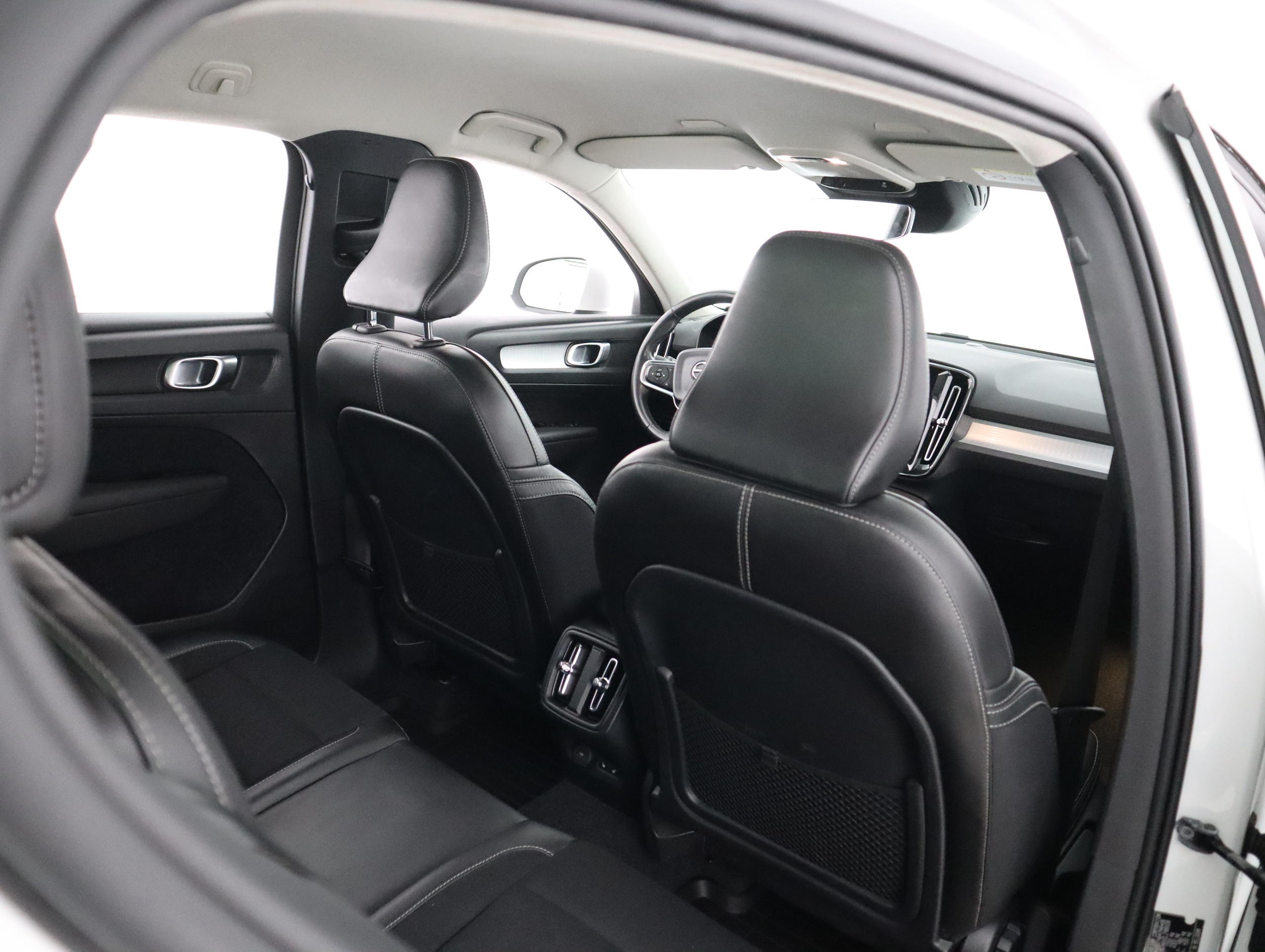 VOLVO XC40 2019