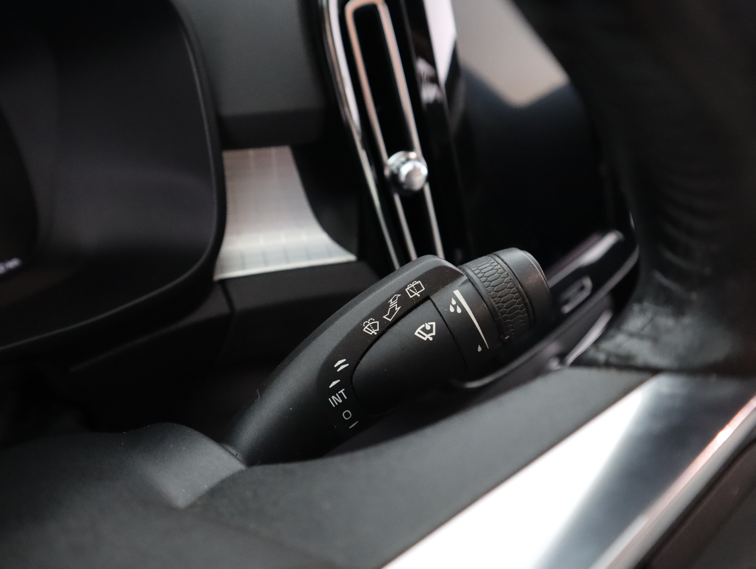 VOLVO XC40 2019