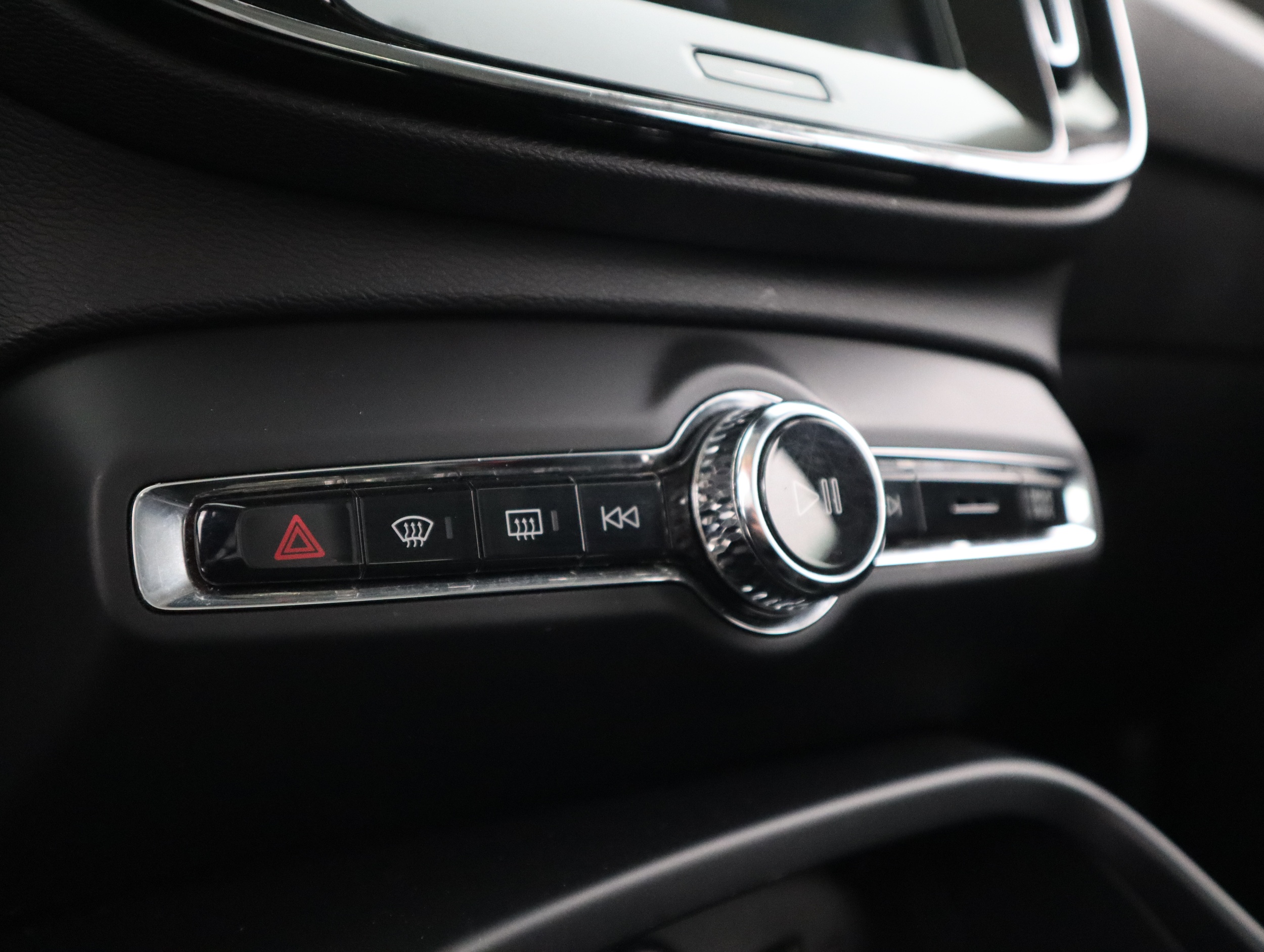 VOLVO XC40 2019
