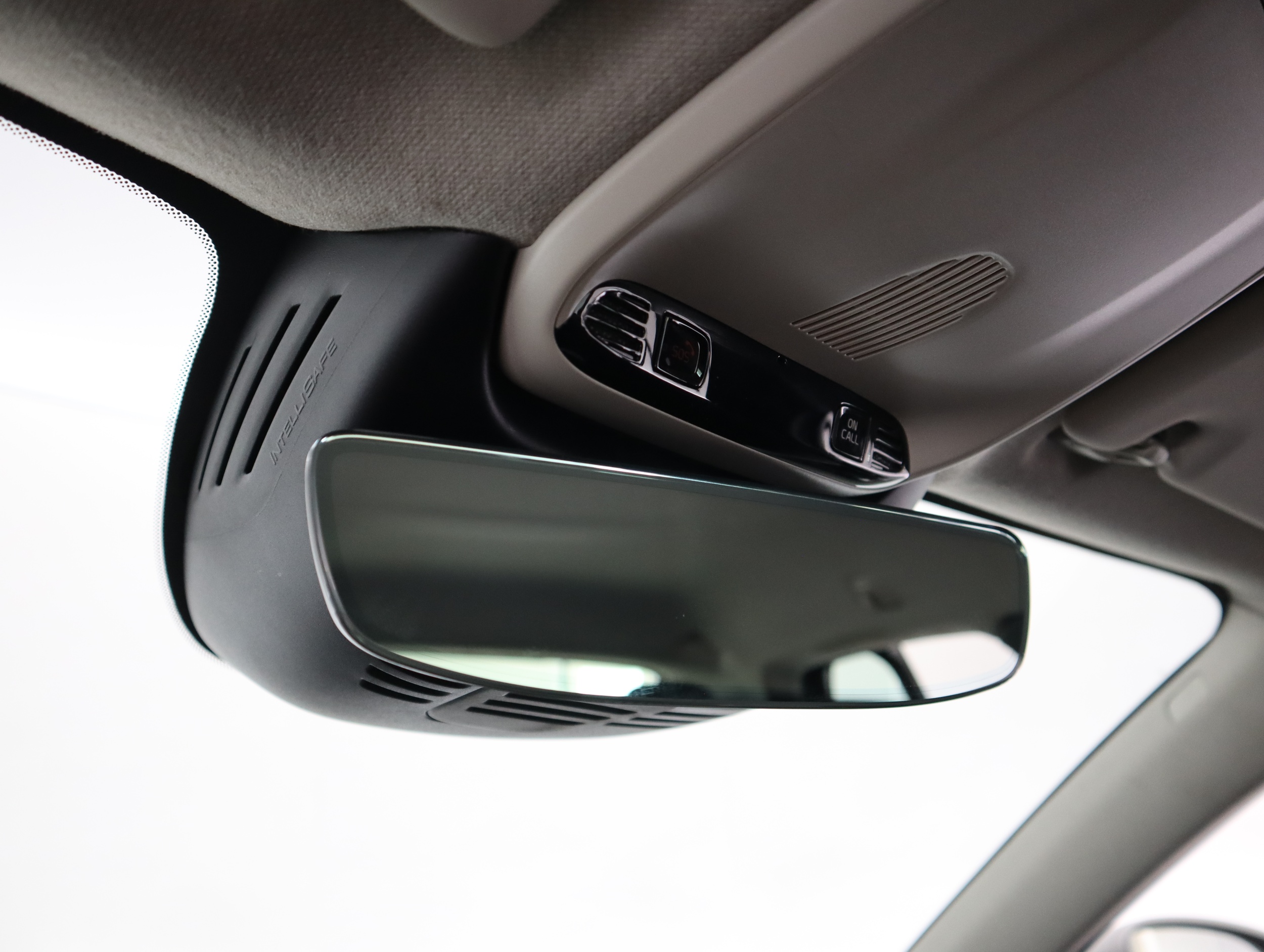 VOLVO XC40 2019