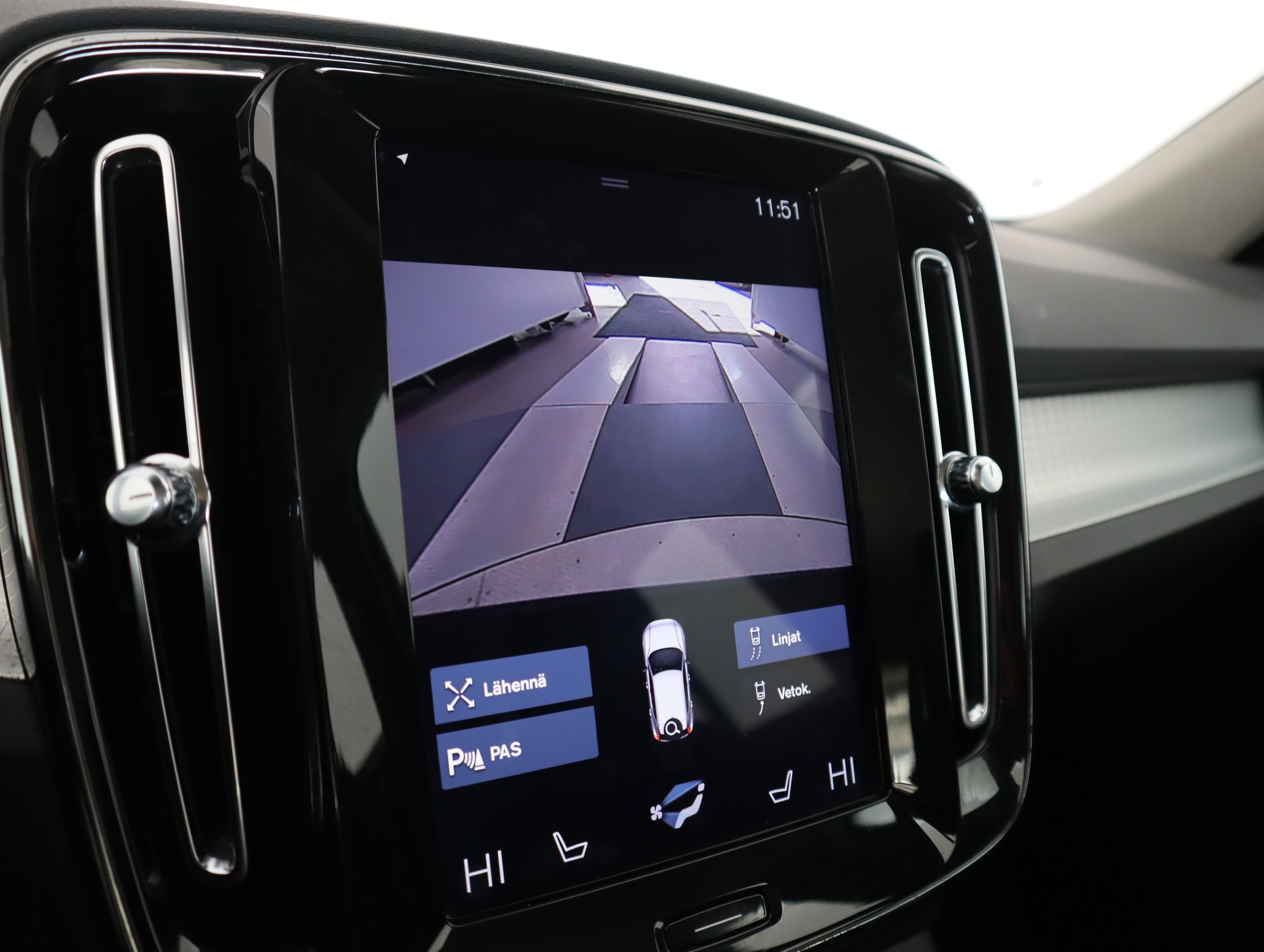 VOLVO XC40 2019