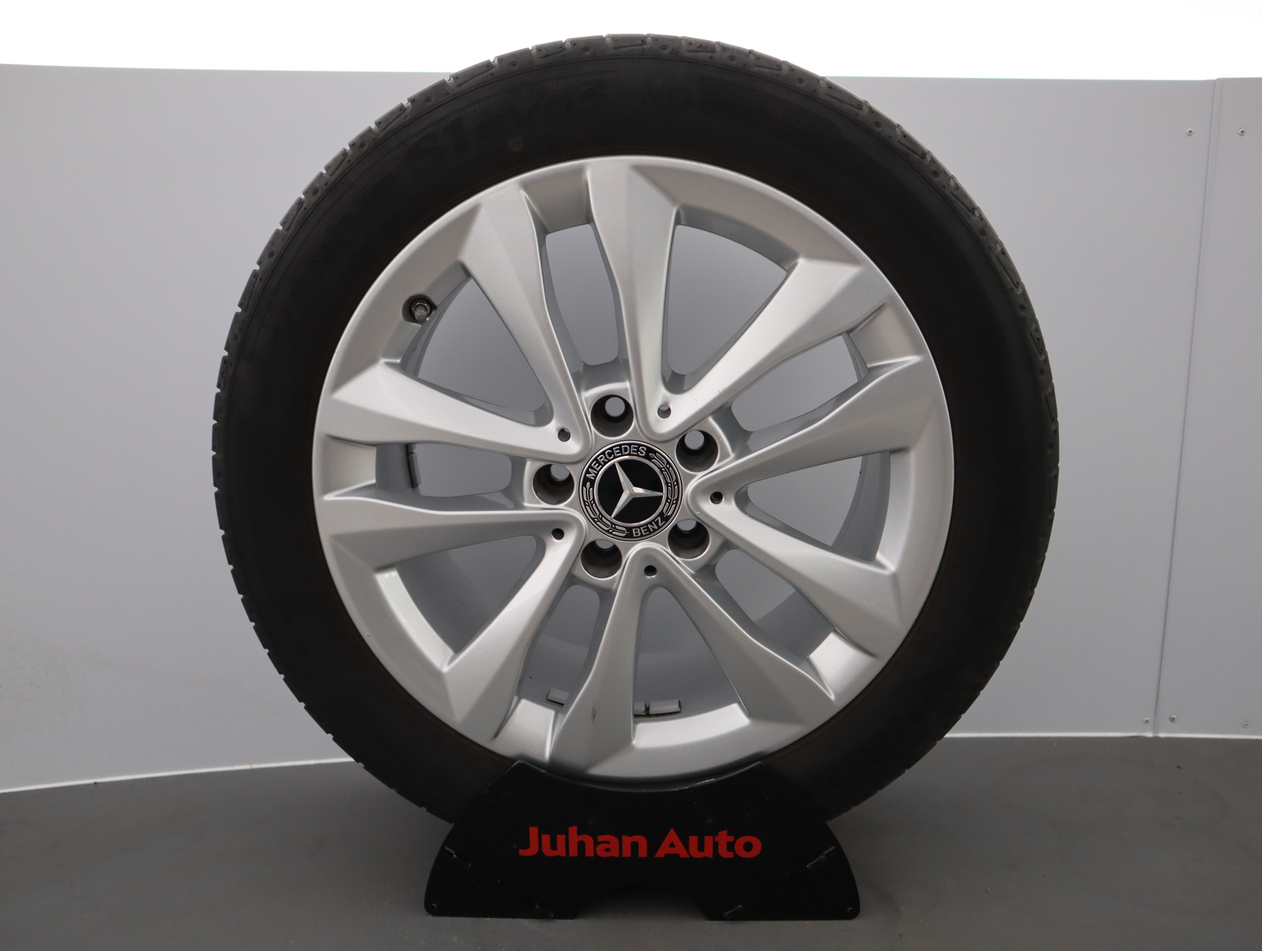 MERCEDES-BENZ C 2020