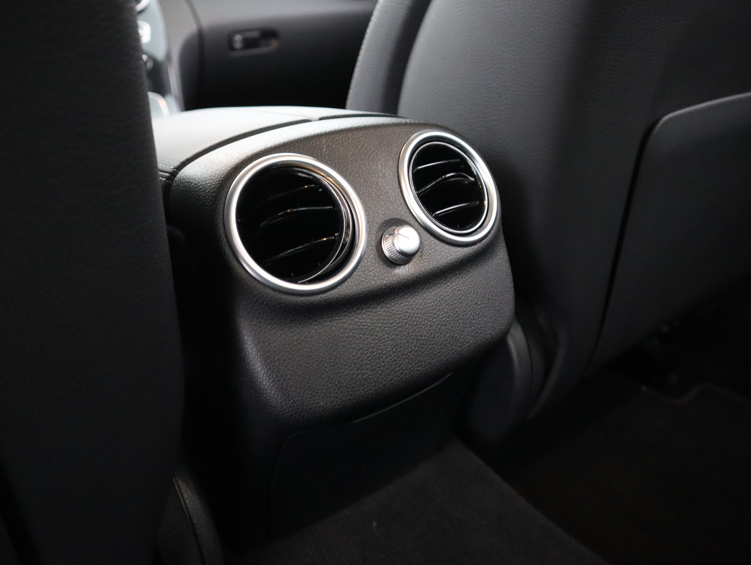 MERCEDES-BENZ C 2020