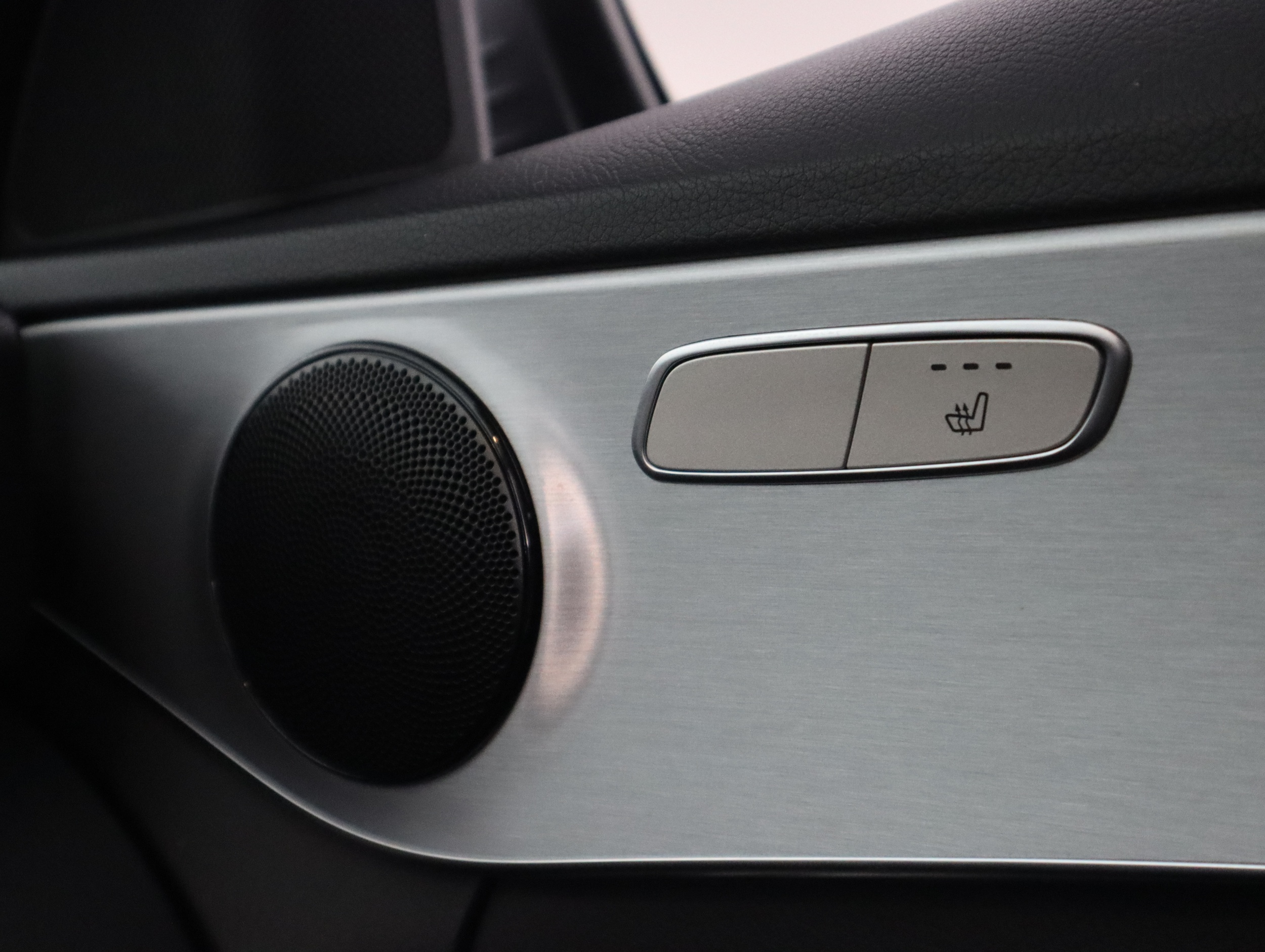 MERCEDES-BENZ C 2020