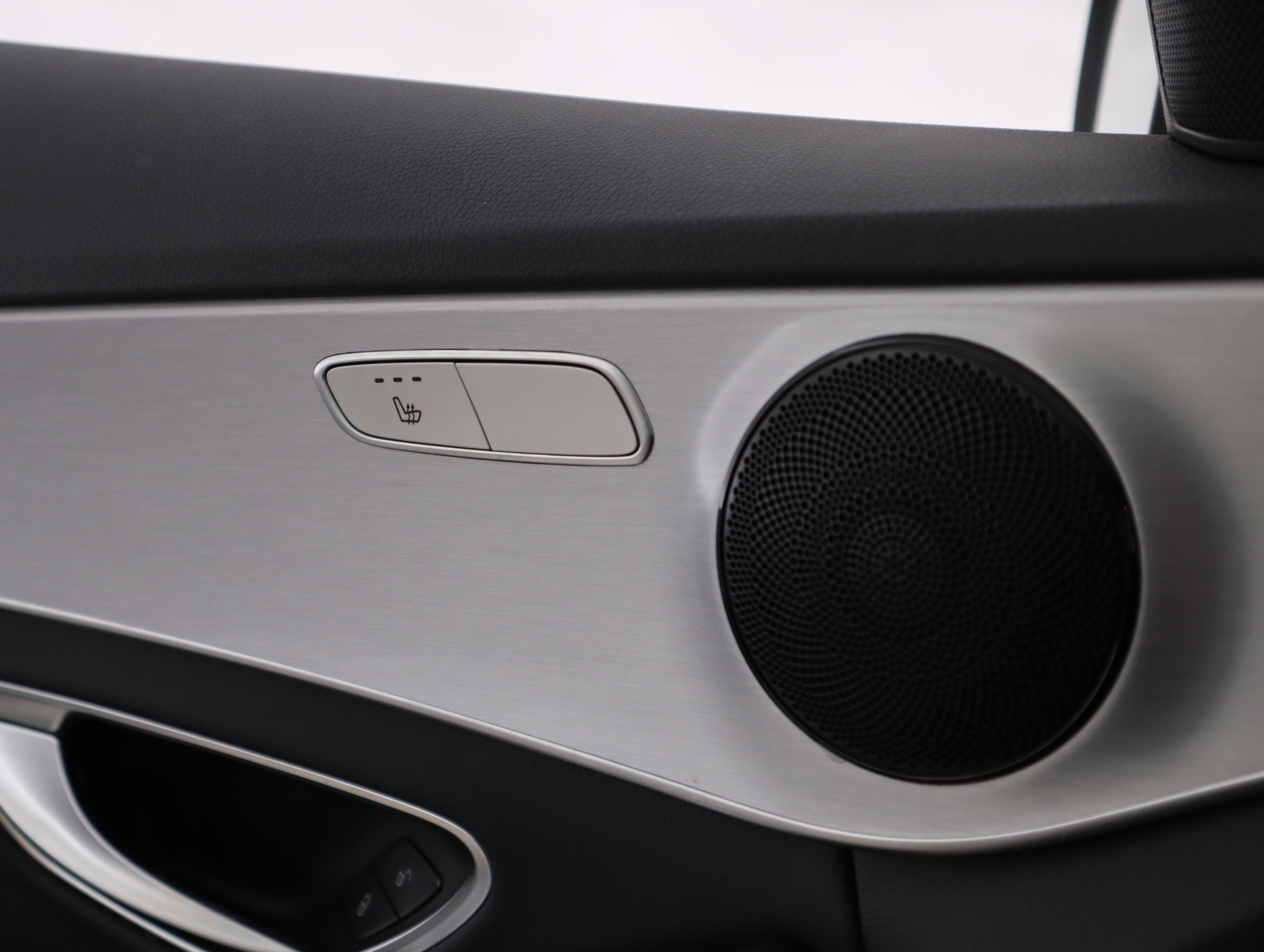 MERCEDES-BENZ C 2020