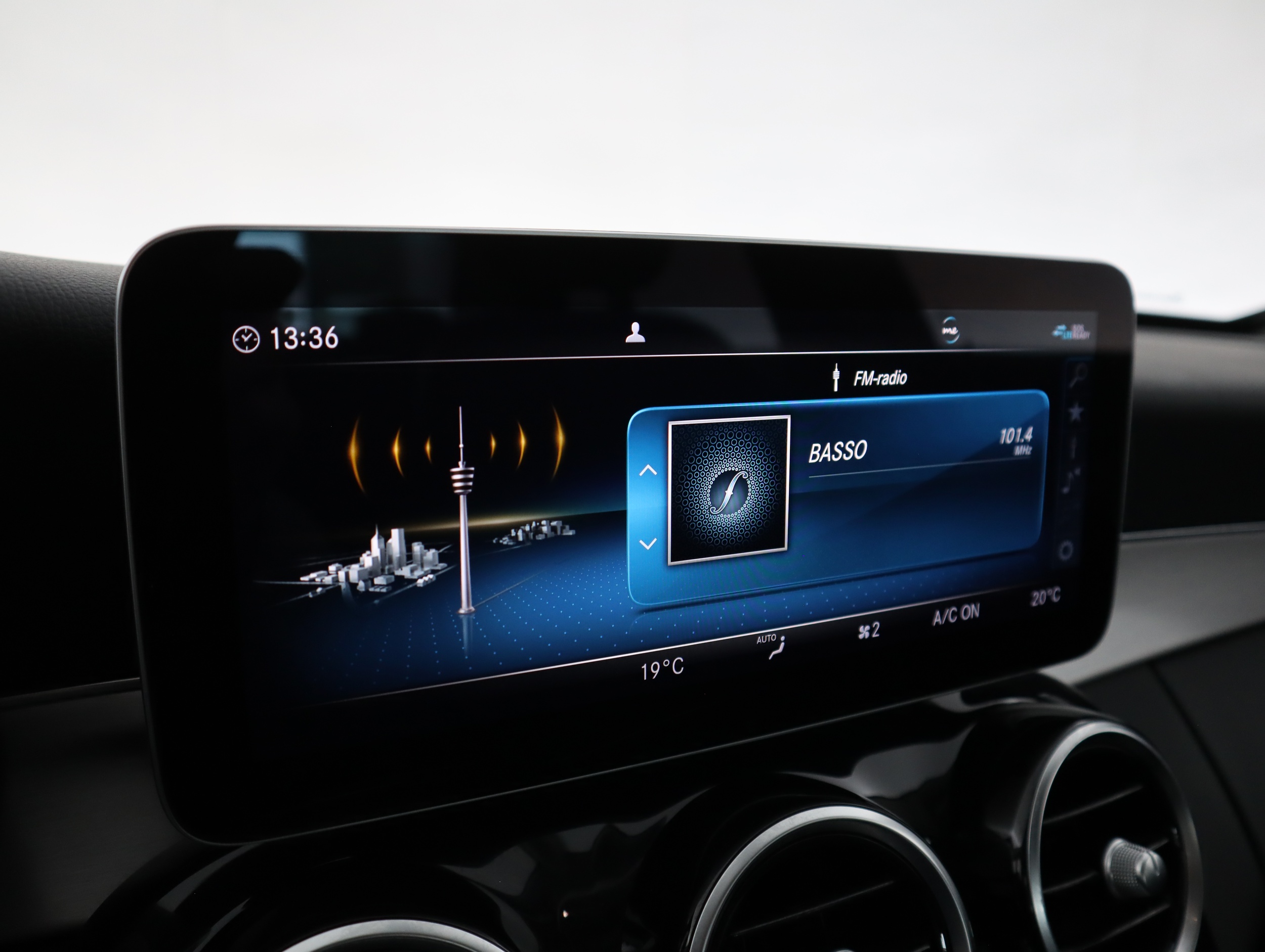 MERCEDES-BENZ C 2020