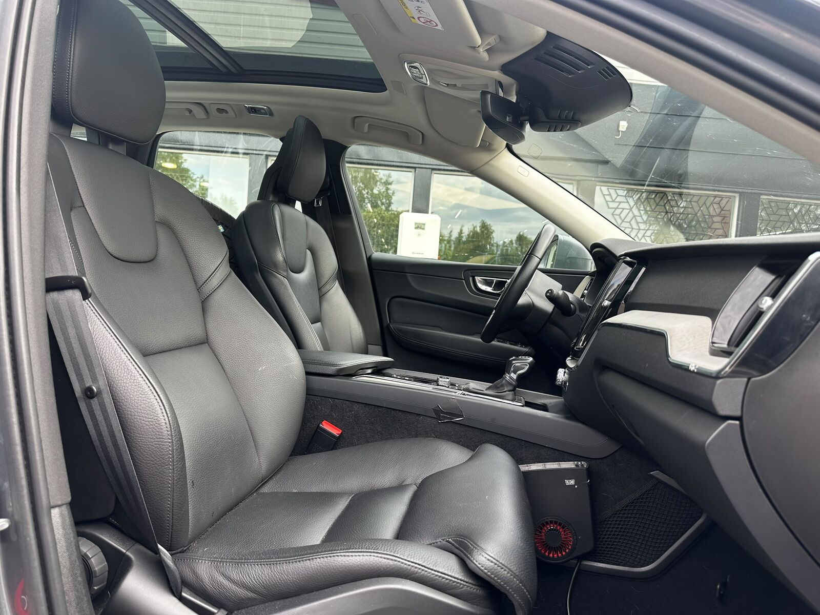 VOLVO XC60 2018