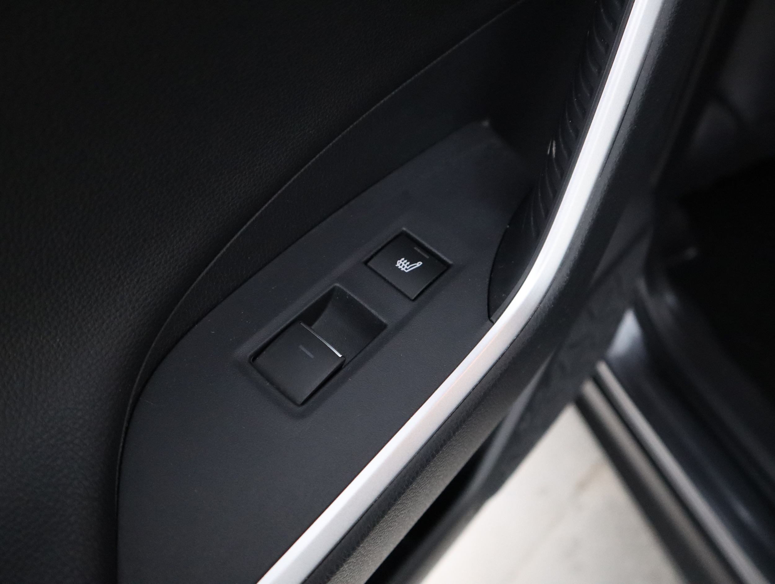 TOYOTA RAV4 Plug-in 2022