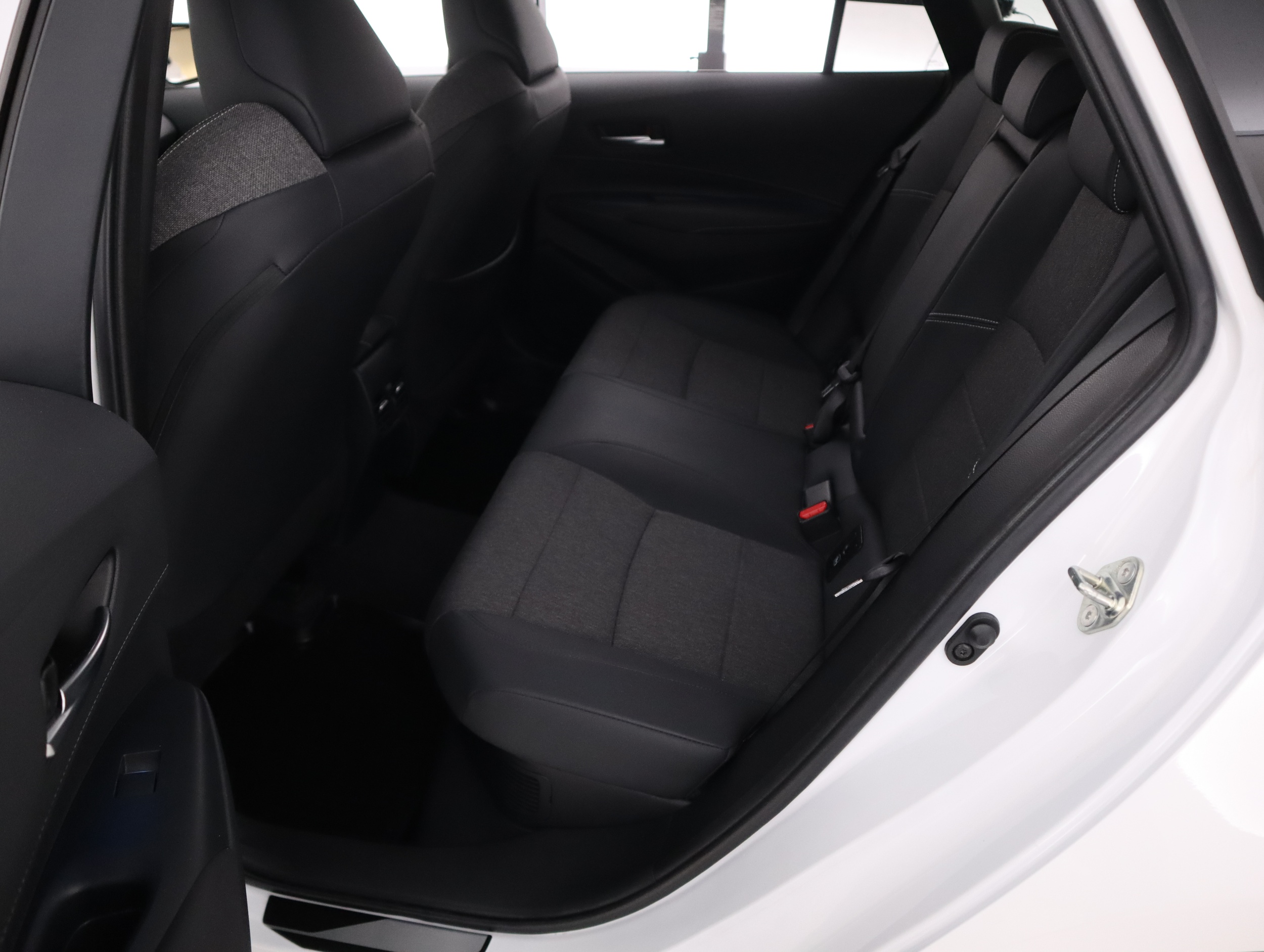 TOYOTA Corolla 16
