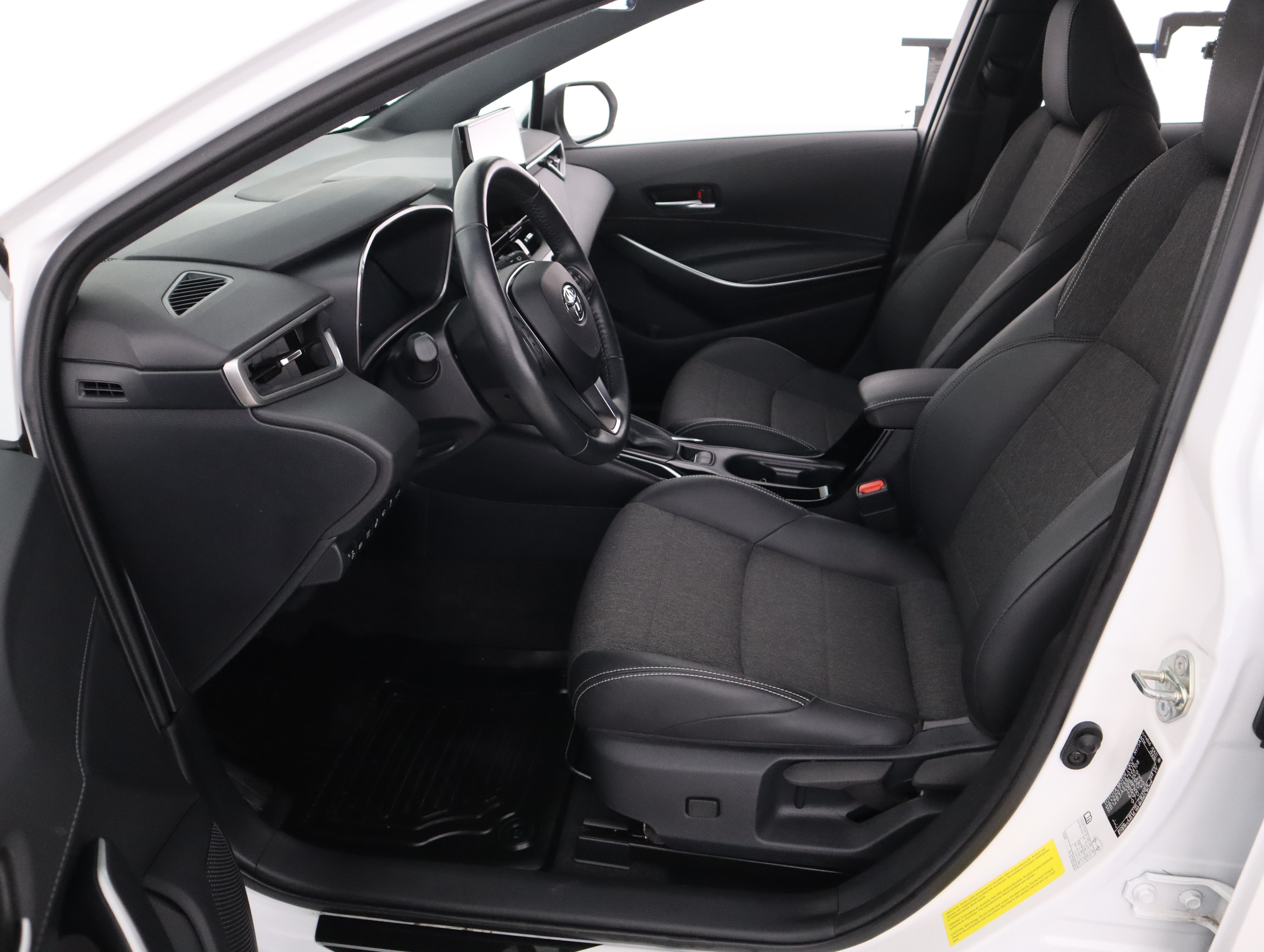 TOYOTA Corolla 17