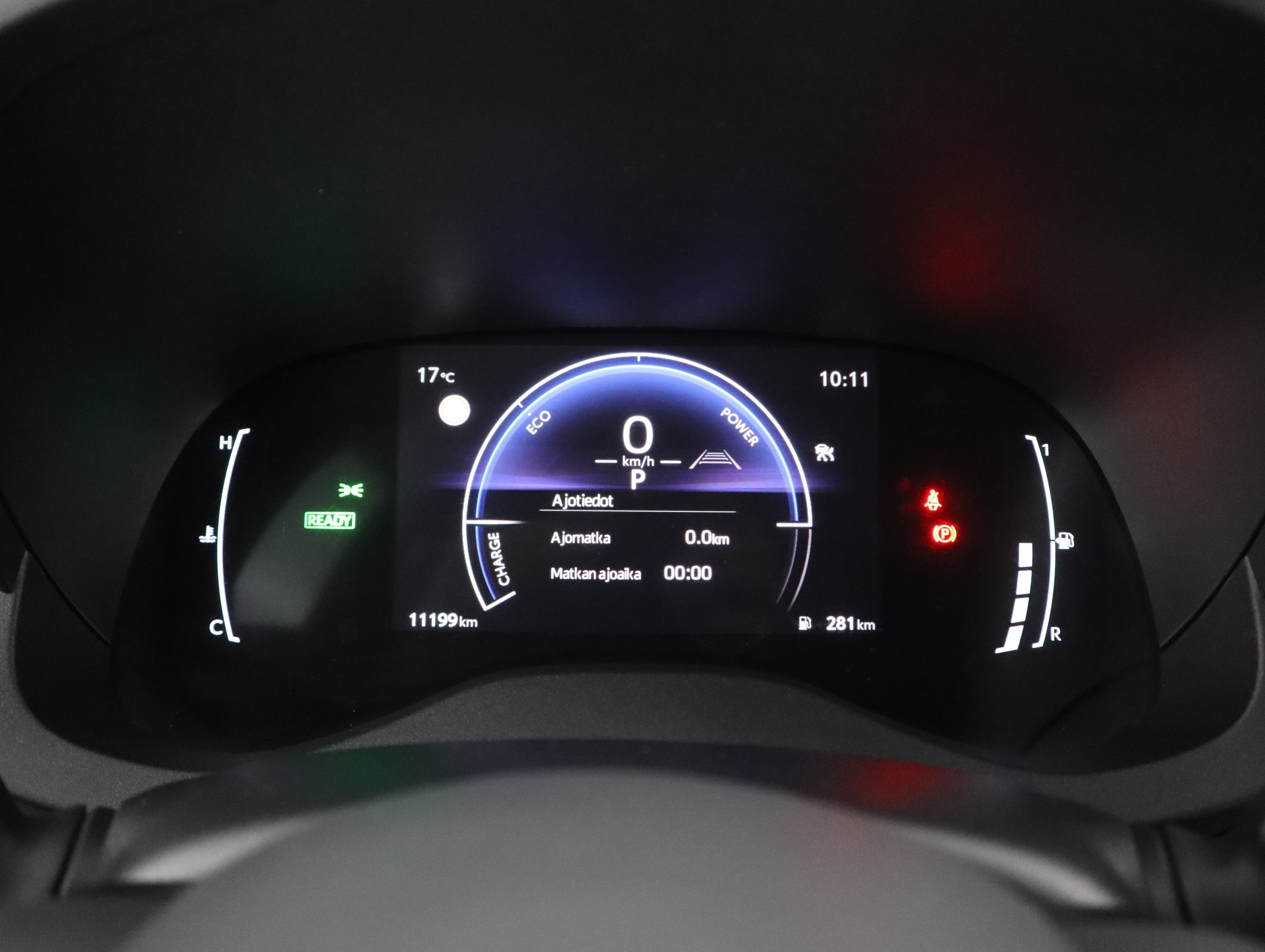 TOYOTA Yaris 2025