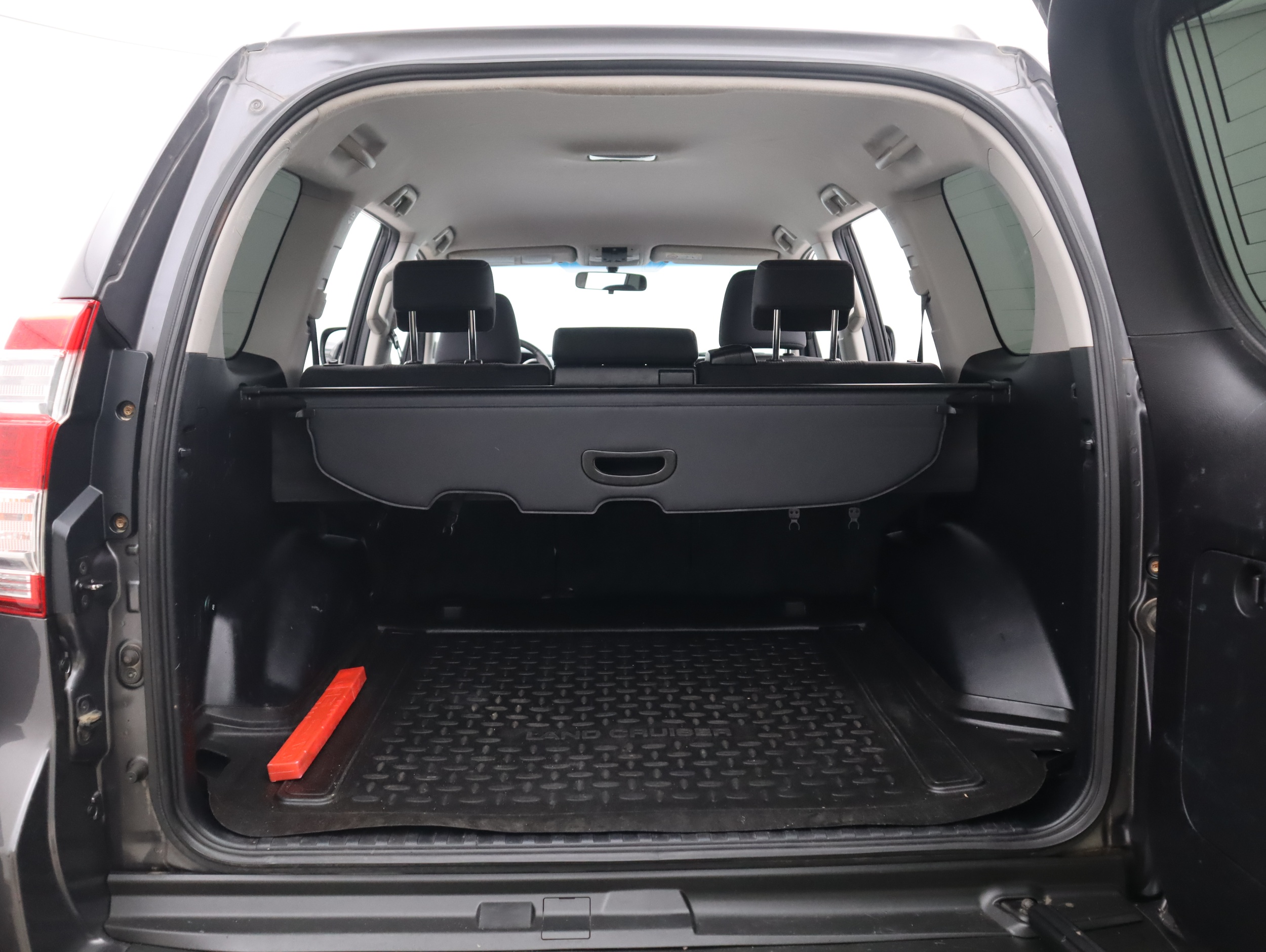 TOYOTA Land Cruiser 2015