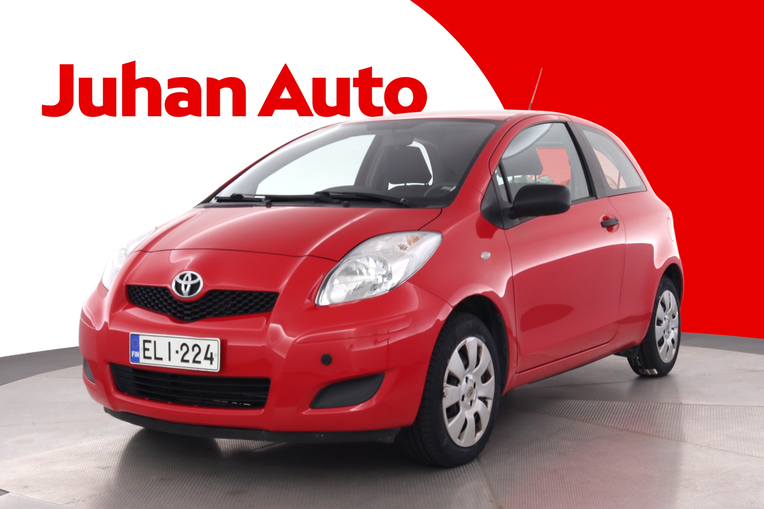 TOYOTA Yaris 2010