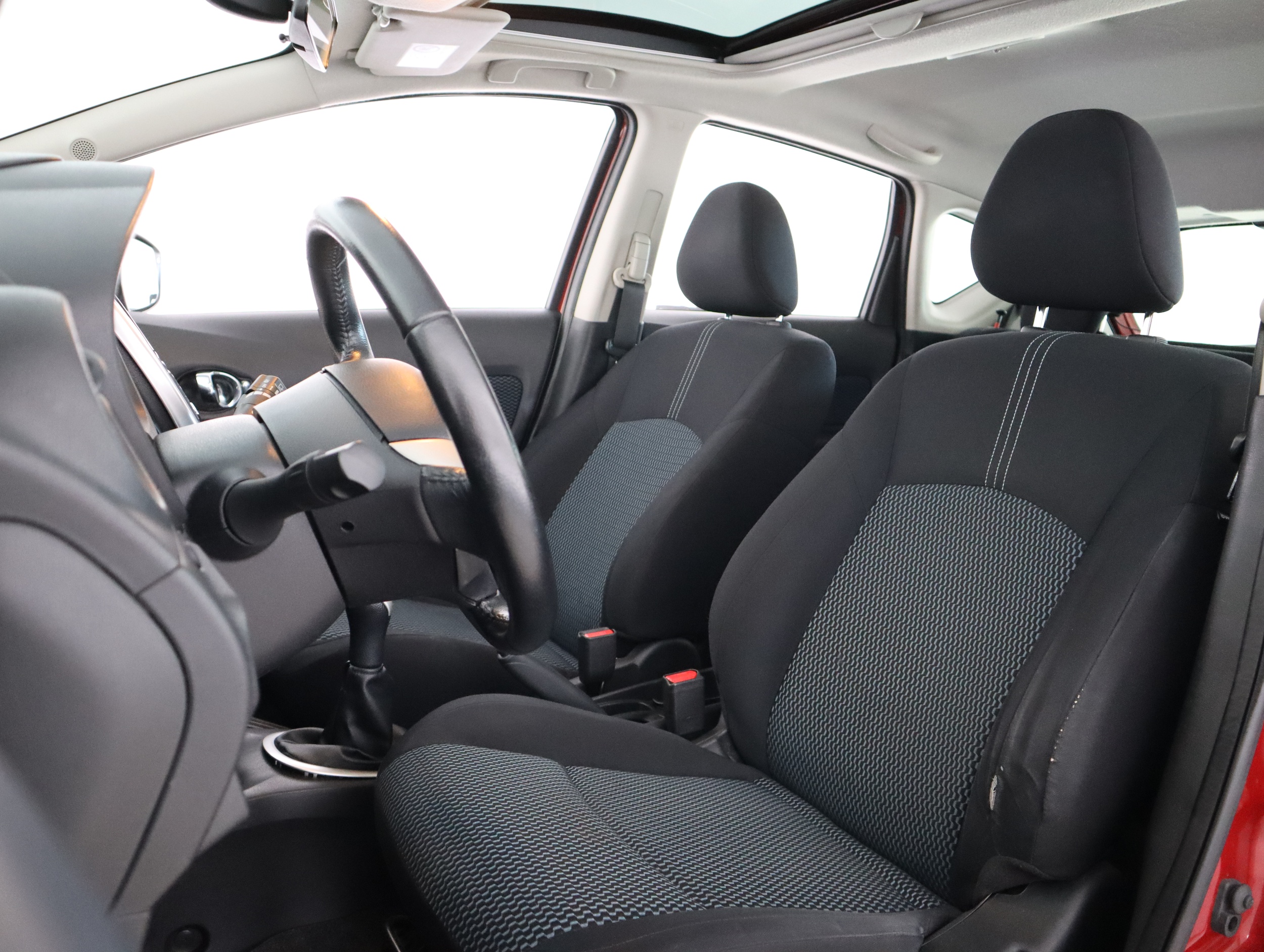 NISSAN NOTE 2015