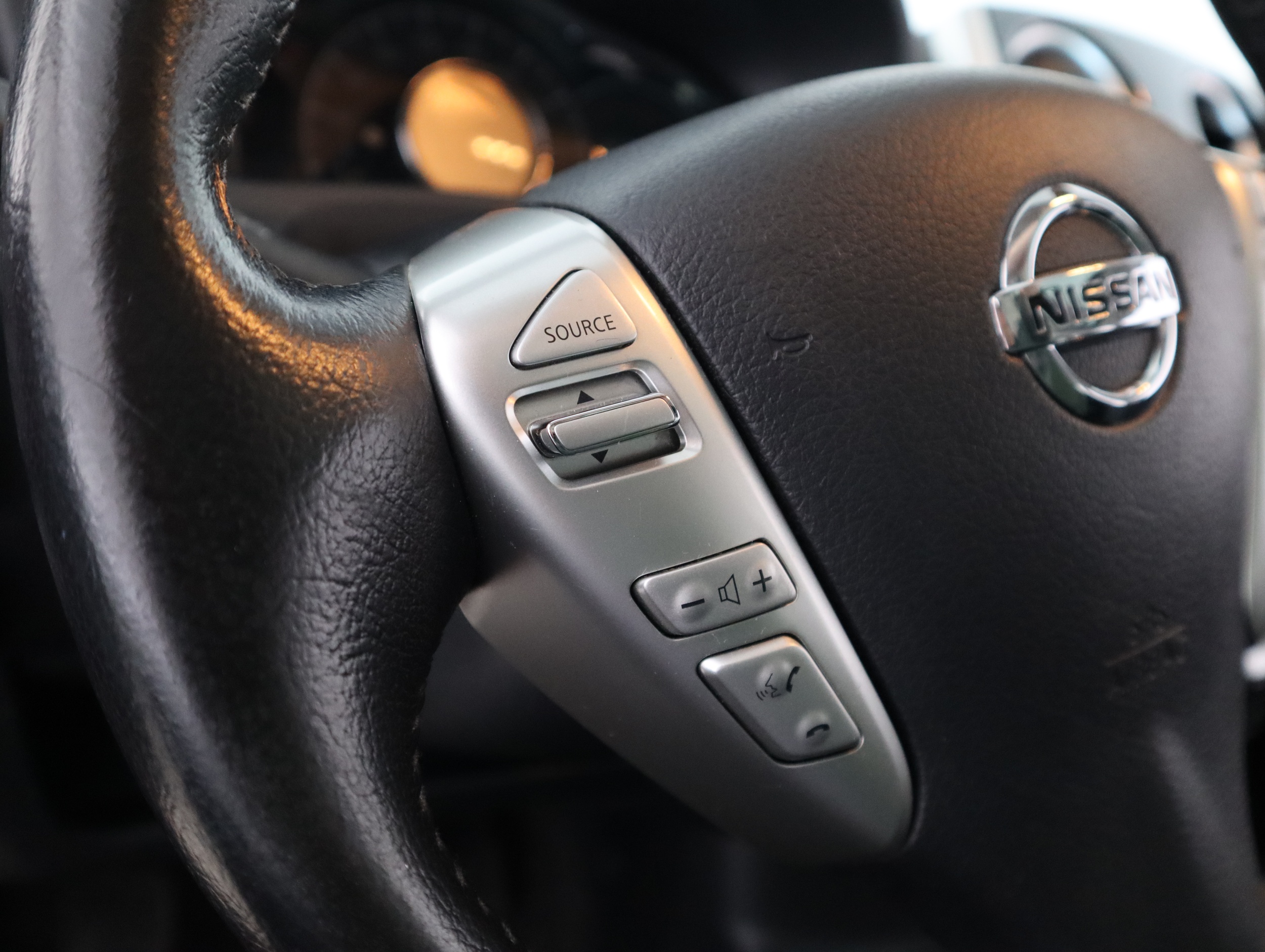NISSAN NOTE 2015
