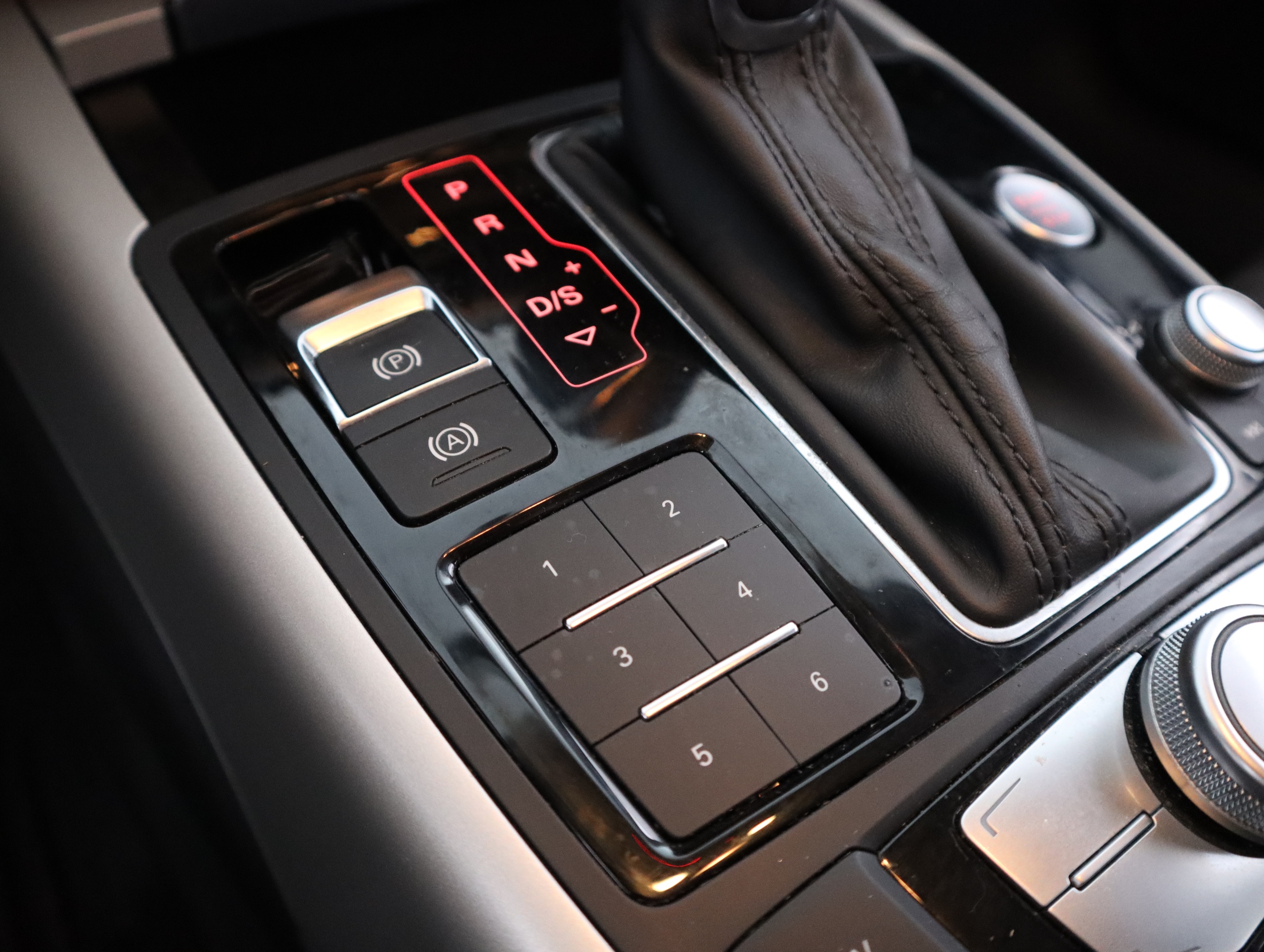 AUDI A6 2016