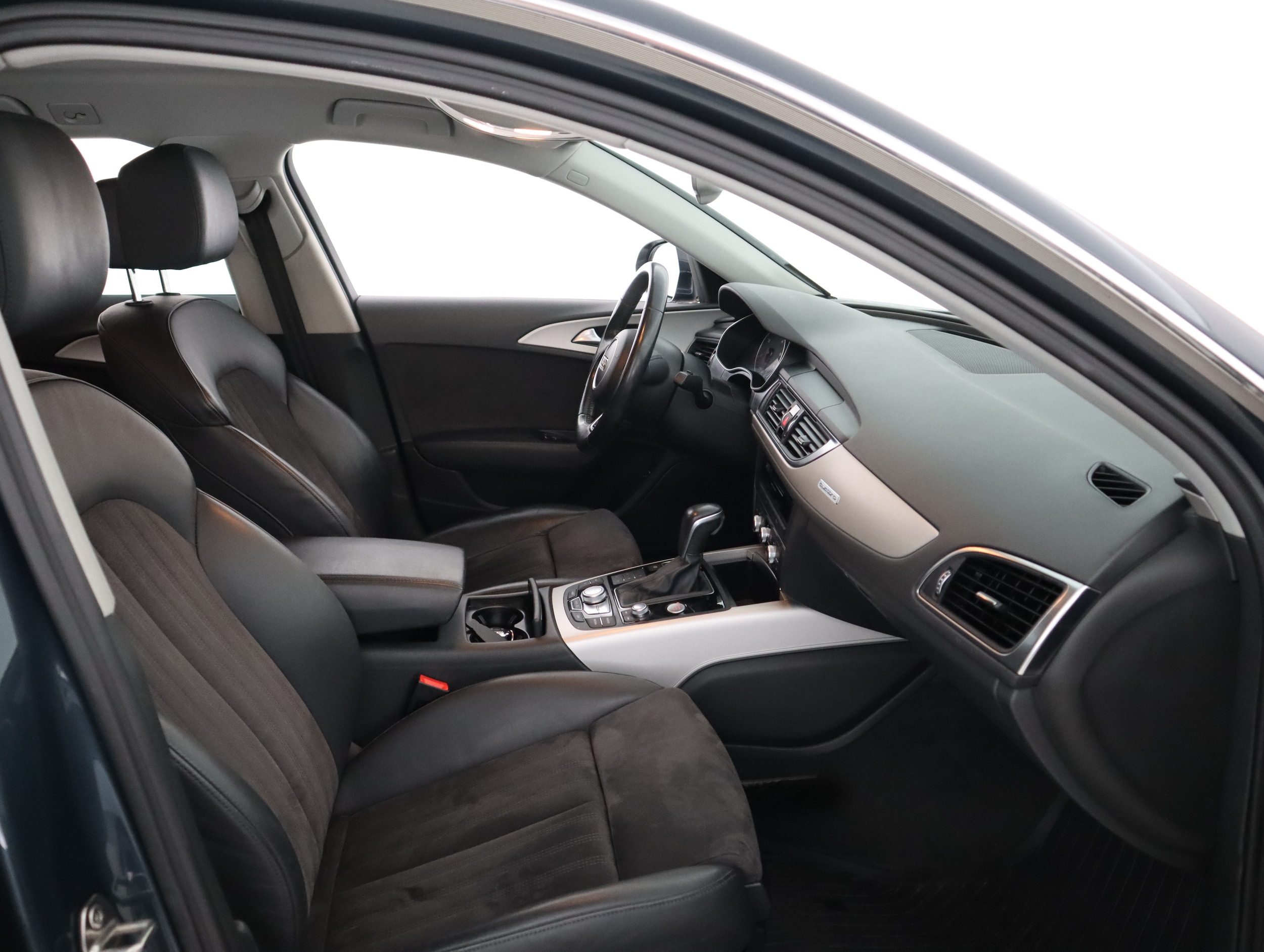 AUDI A6 2016