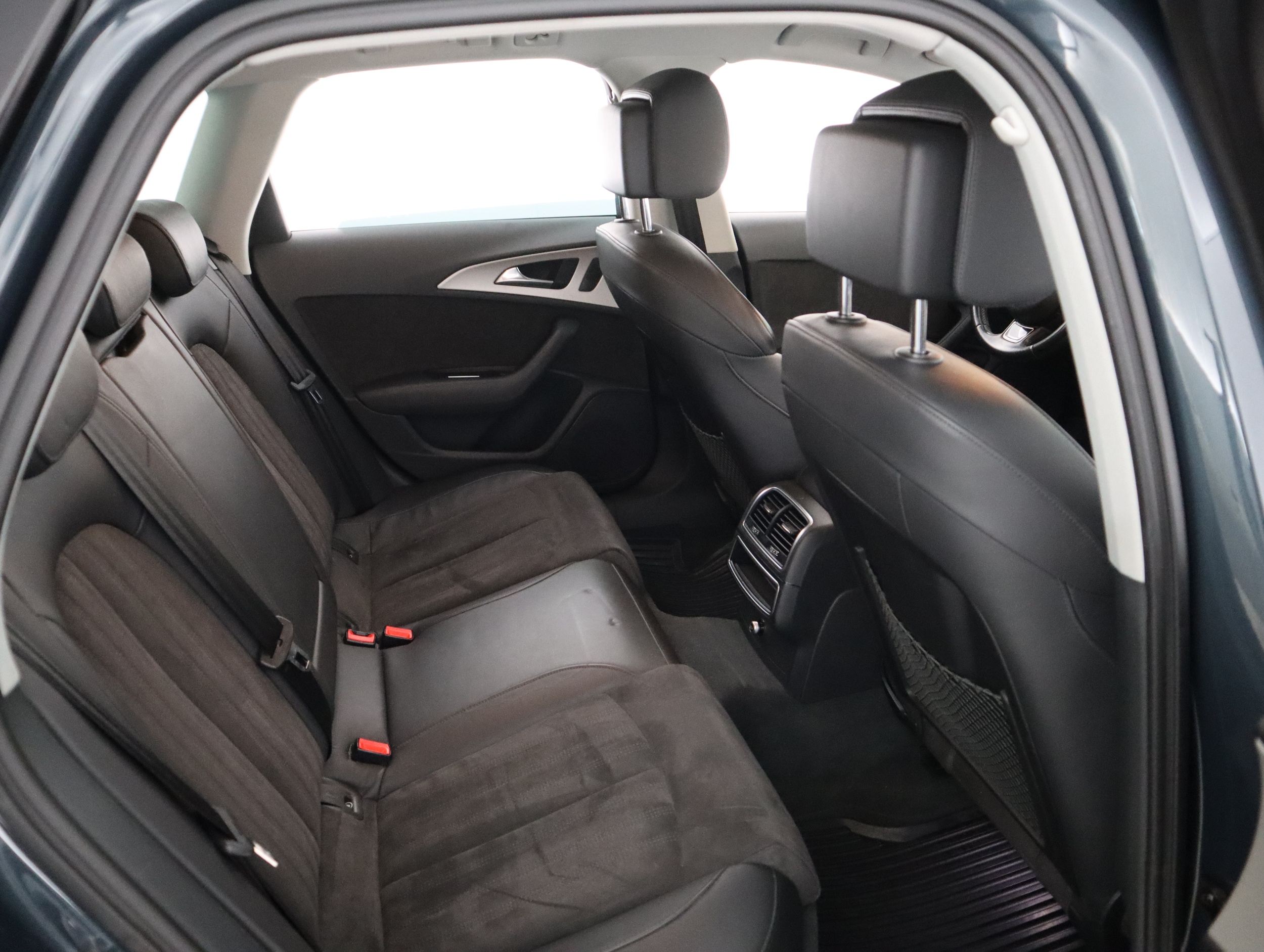 AUDI A6 2016