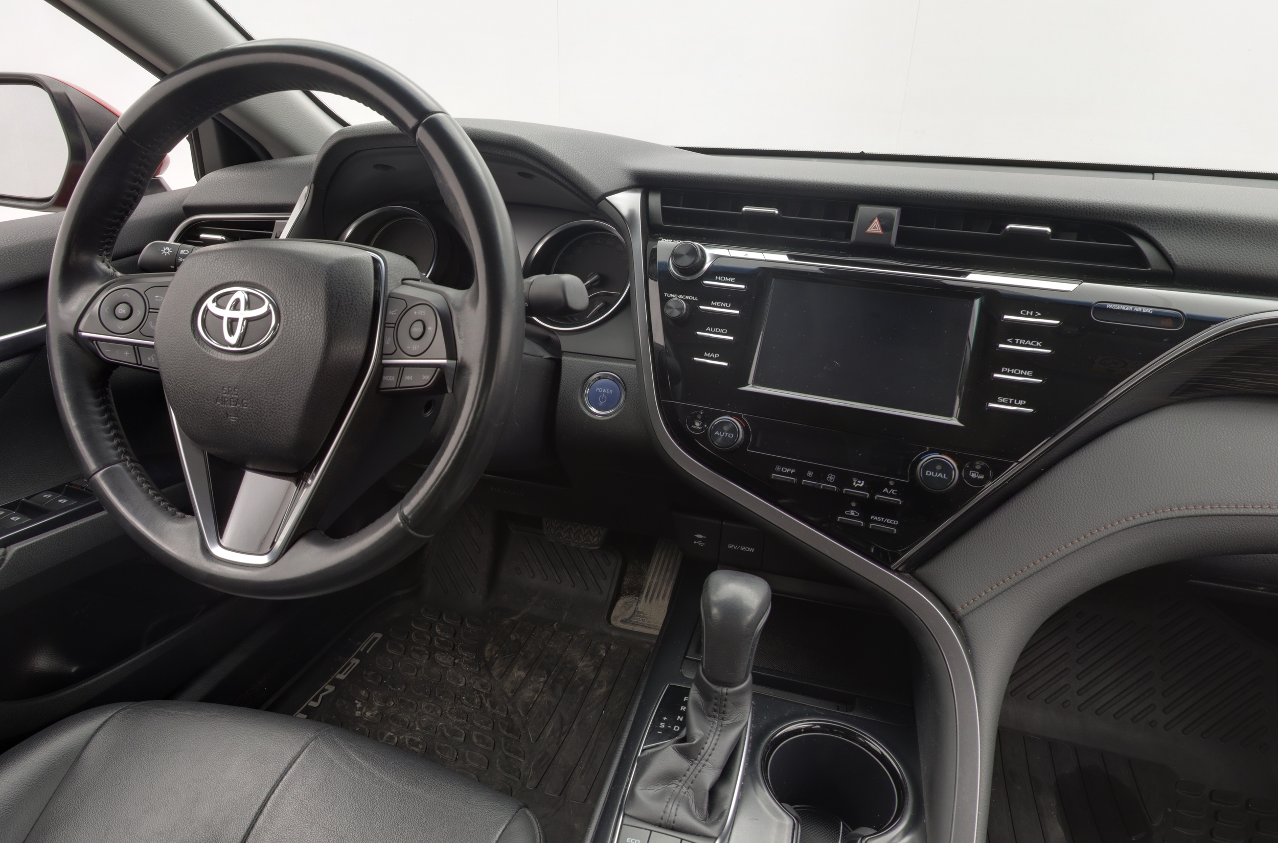 TOYOTA CAMRY 2019