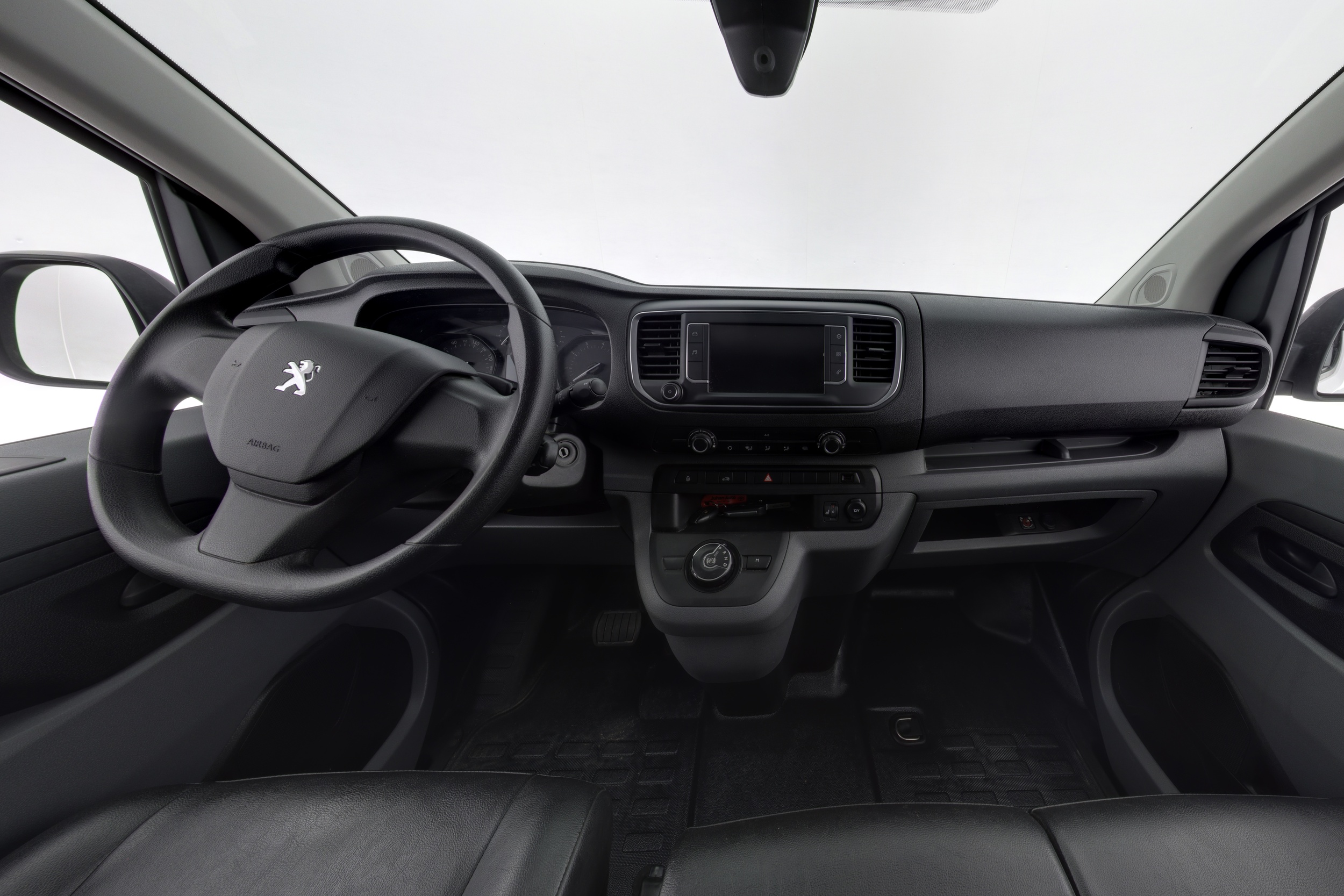 PEUGEOT EXPERT 2021