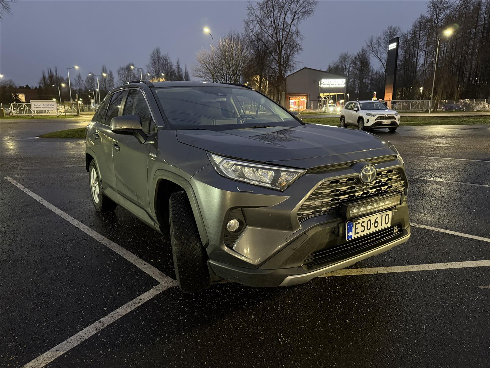 TOYOTA RAV4 2021