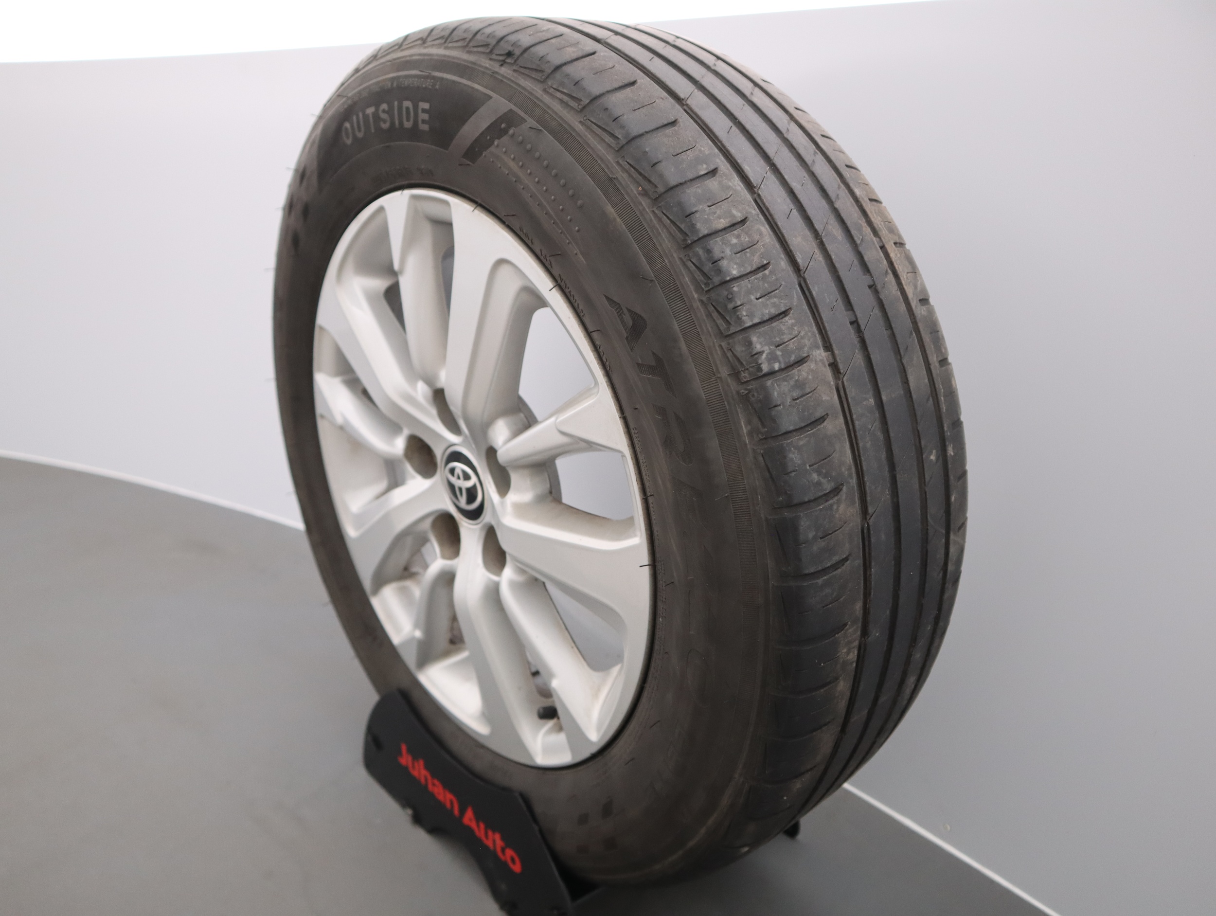 TOYOTA Yaris Cross 2022