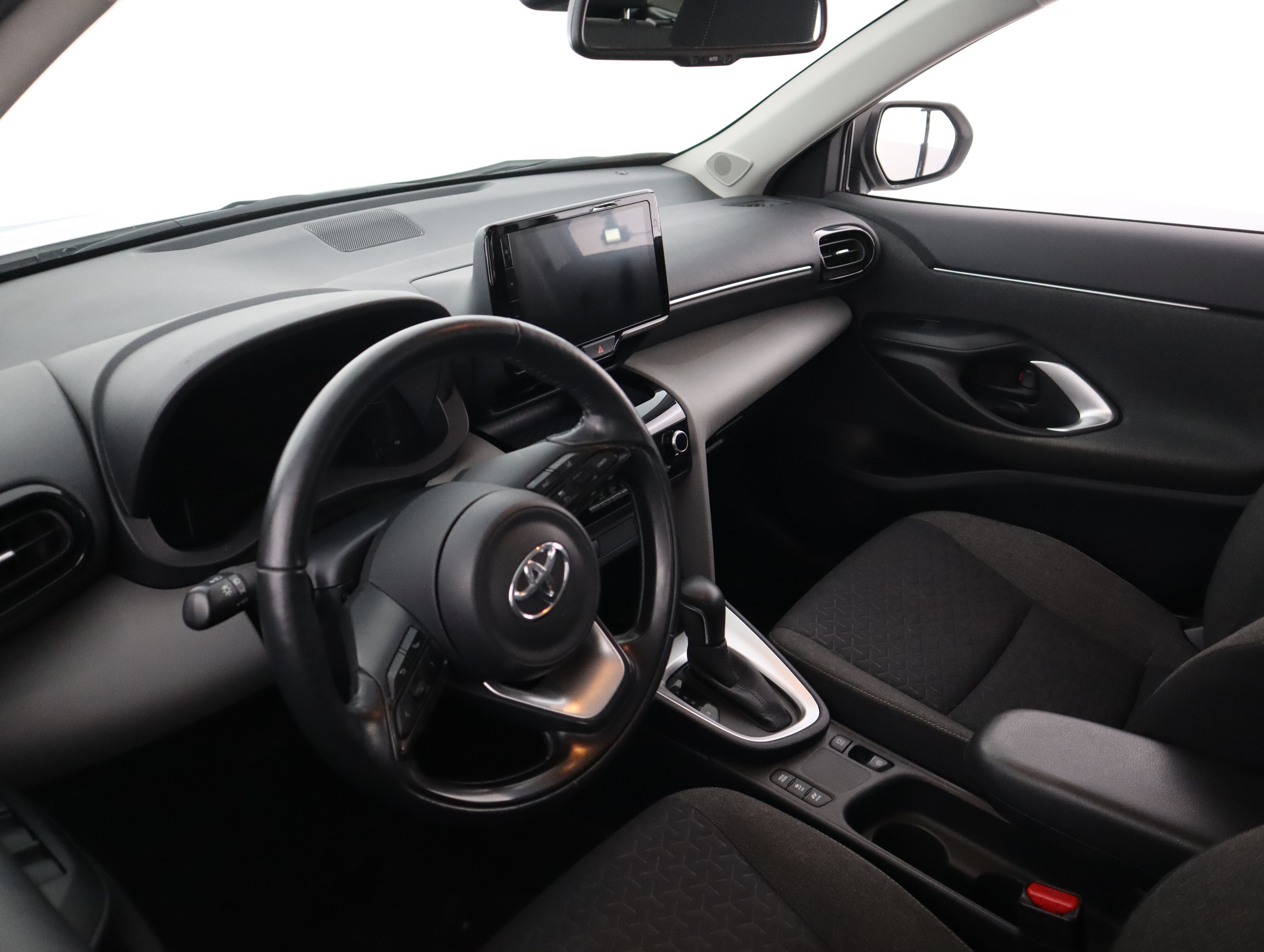 TOYOTA Yaris Cross 2022