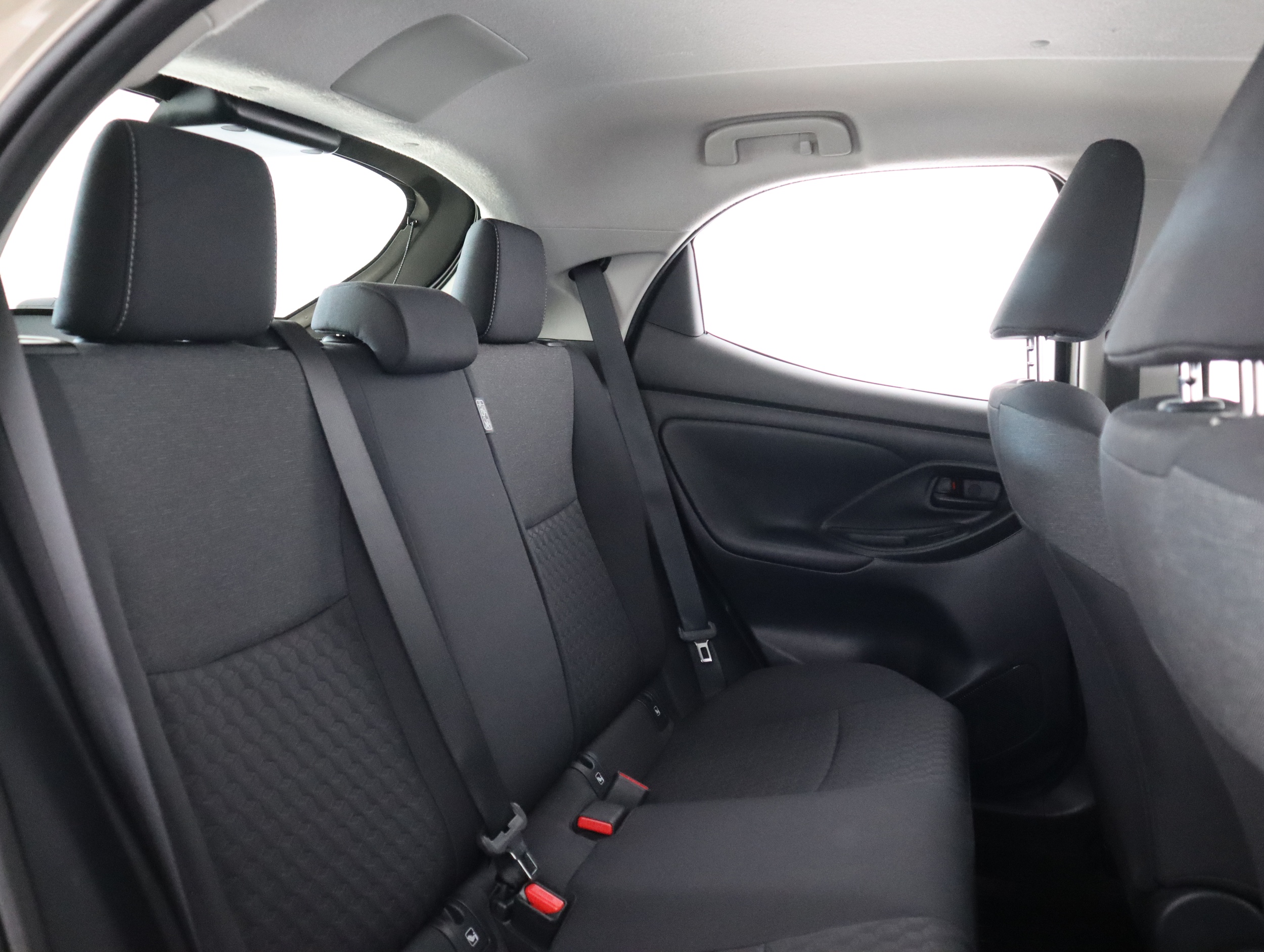 TOYOTA Yaris 2023
