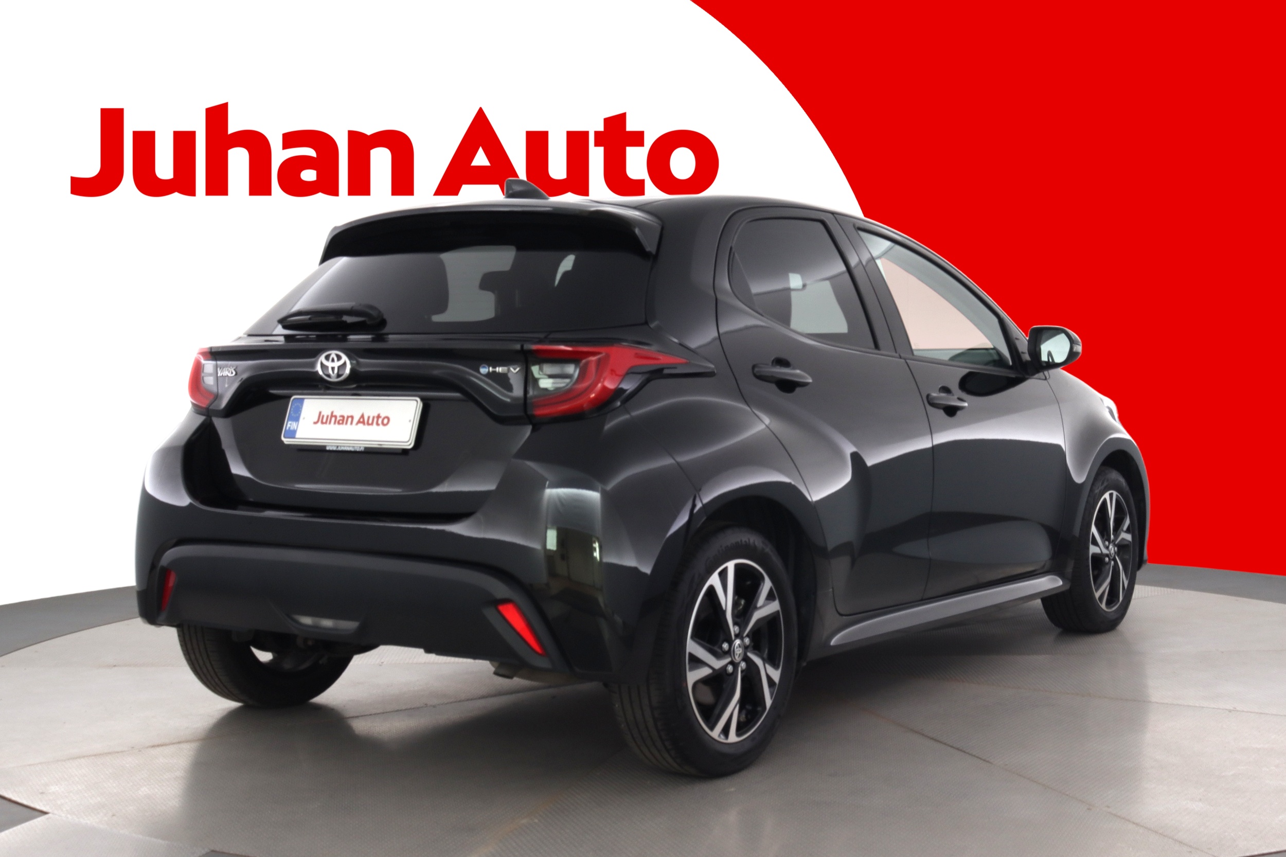 TOYOTA Yaris 2024