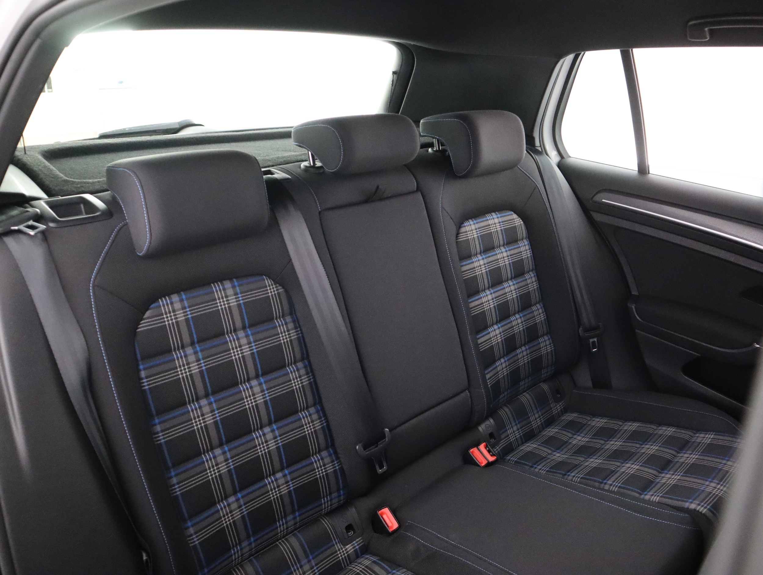 VOLKSWAGEN GOLF 2020