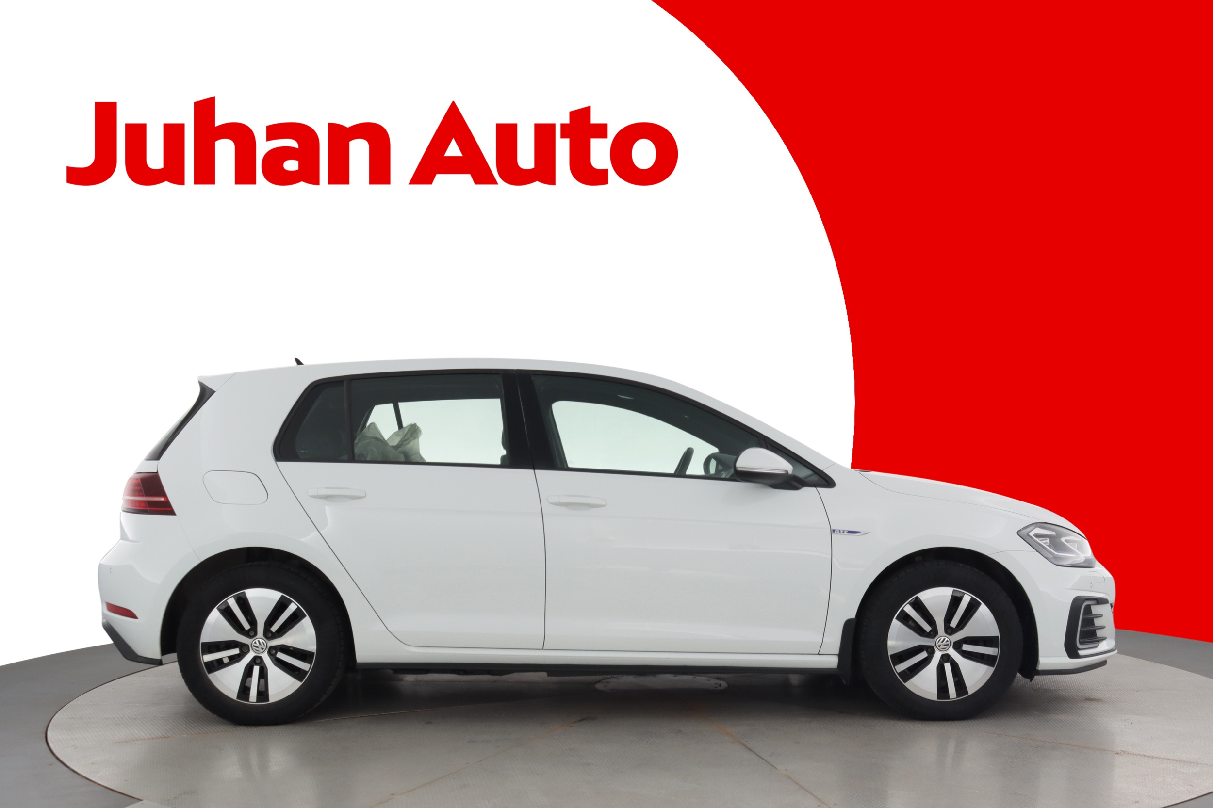 VOLKSWAGEN GOLF 2020
