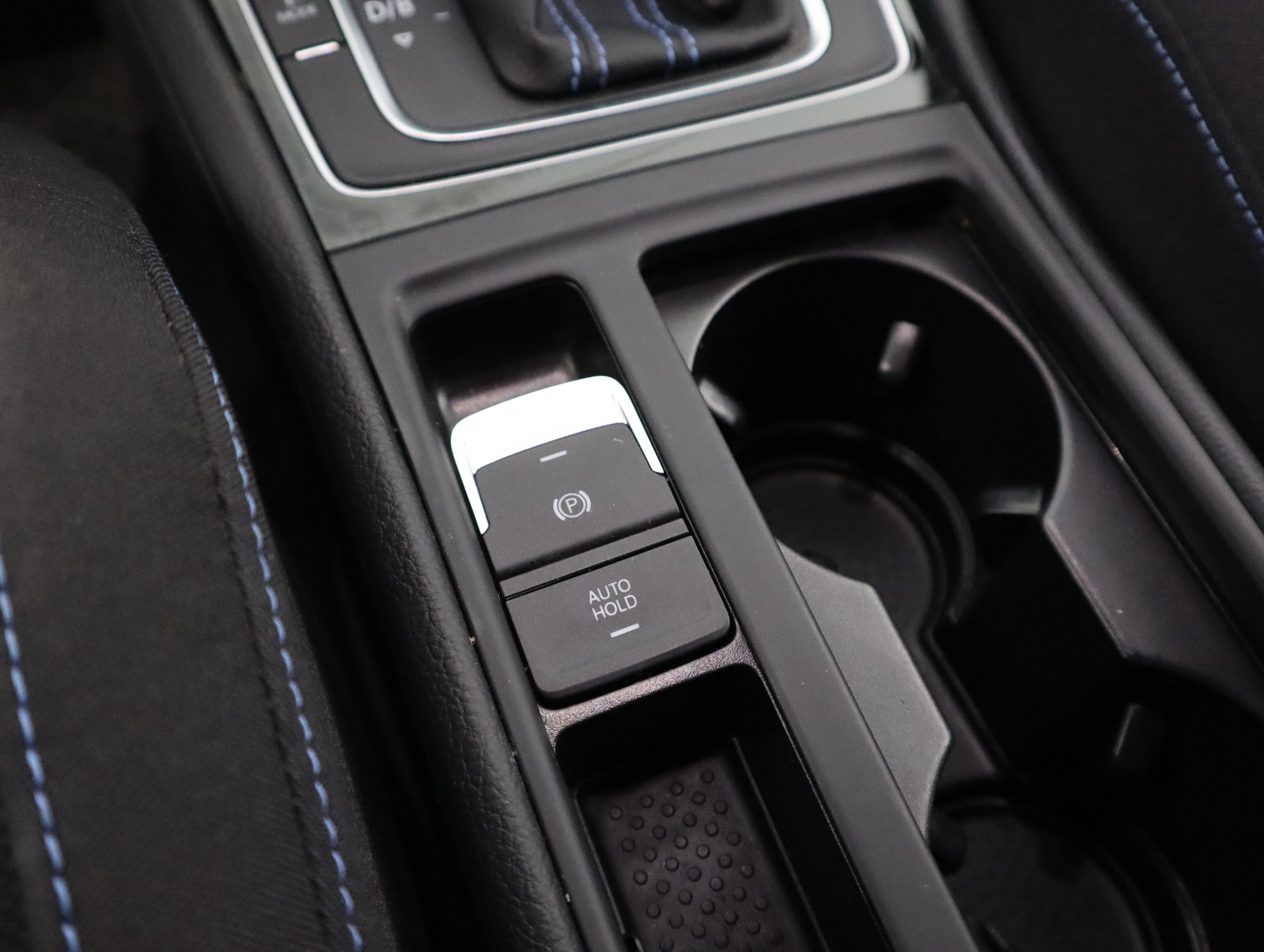 VOLKSWAGEN GOLF 2020