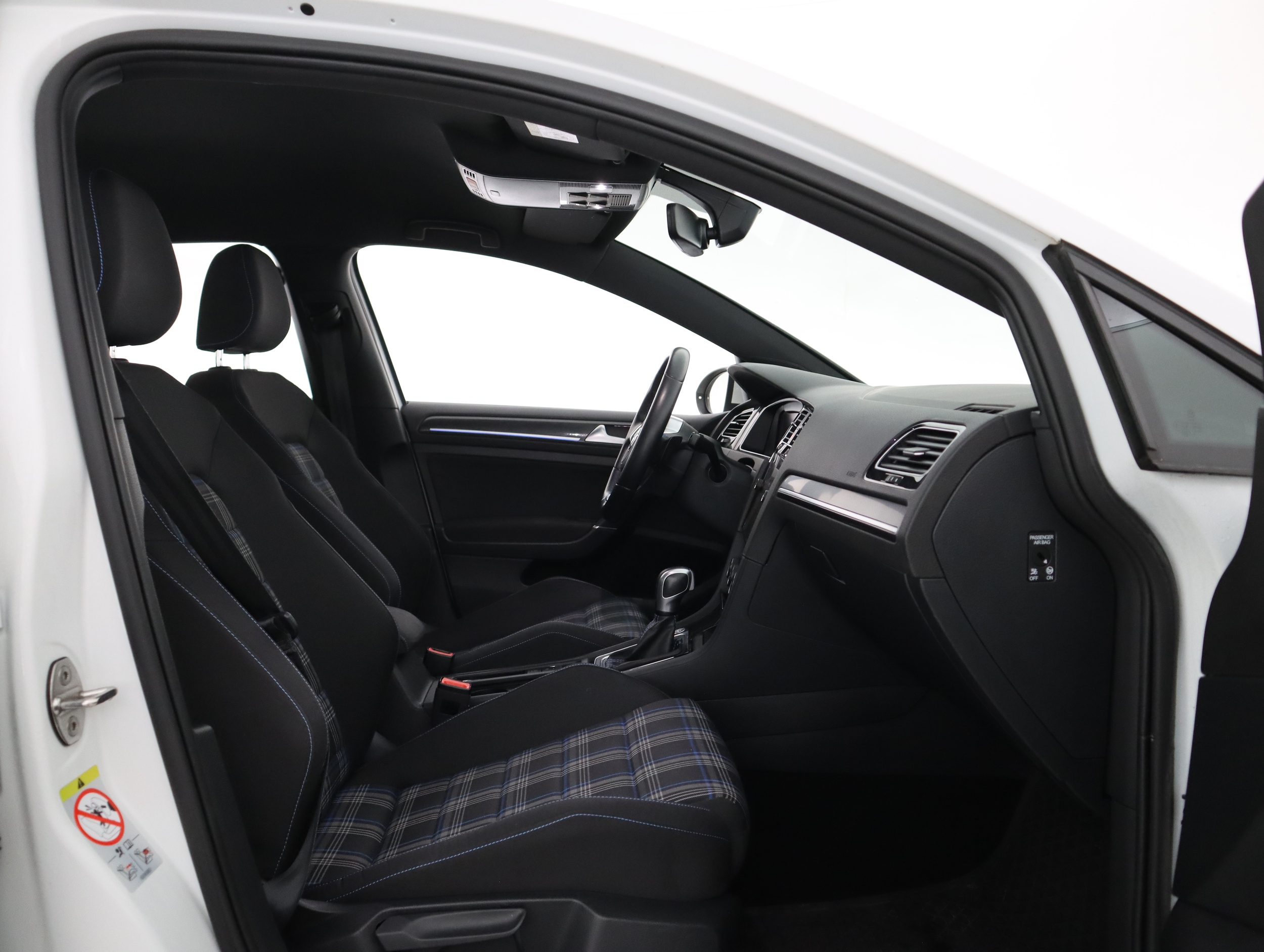 VOLKSWAGEN GOLF 2020