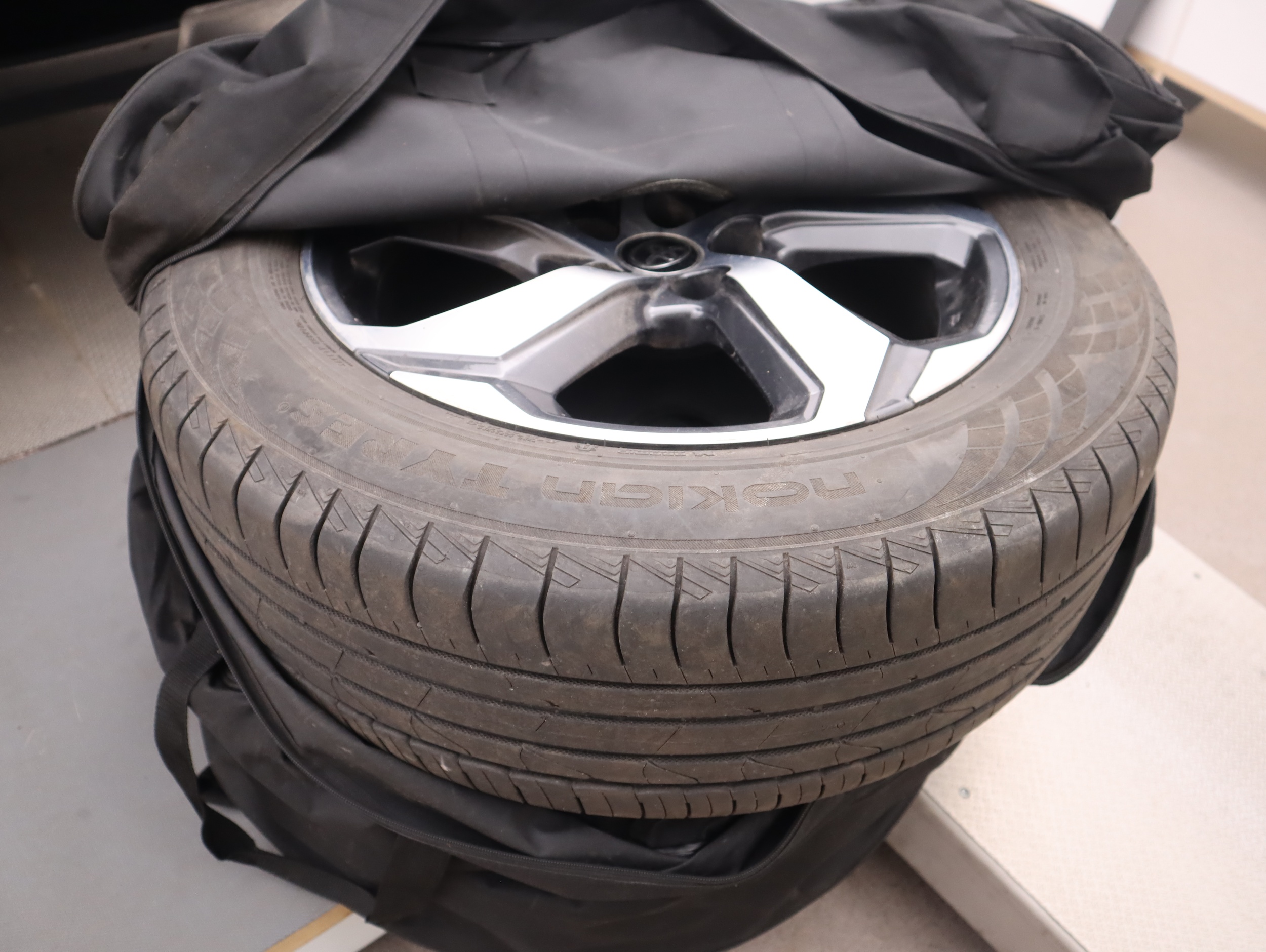 TOYOTA RAV4 Plug-in 2021