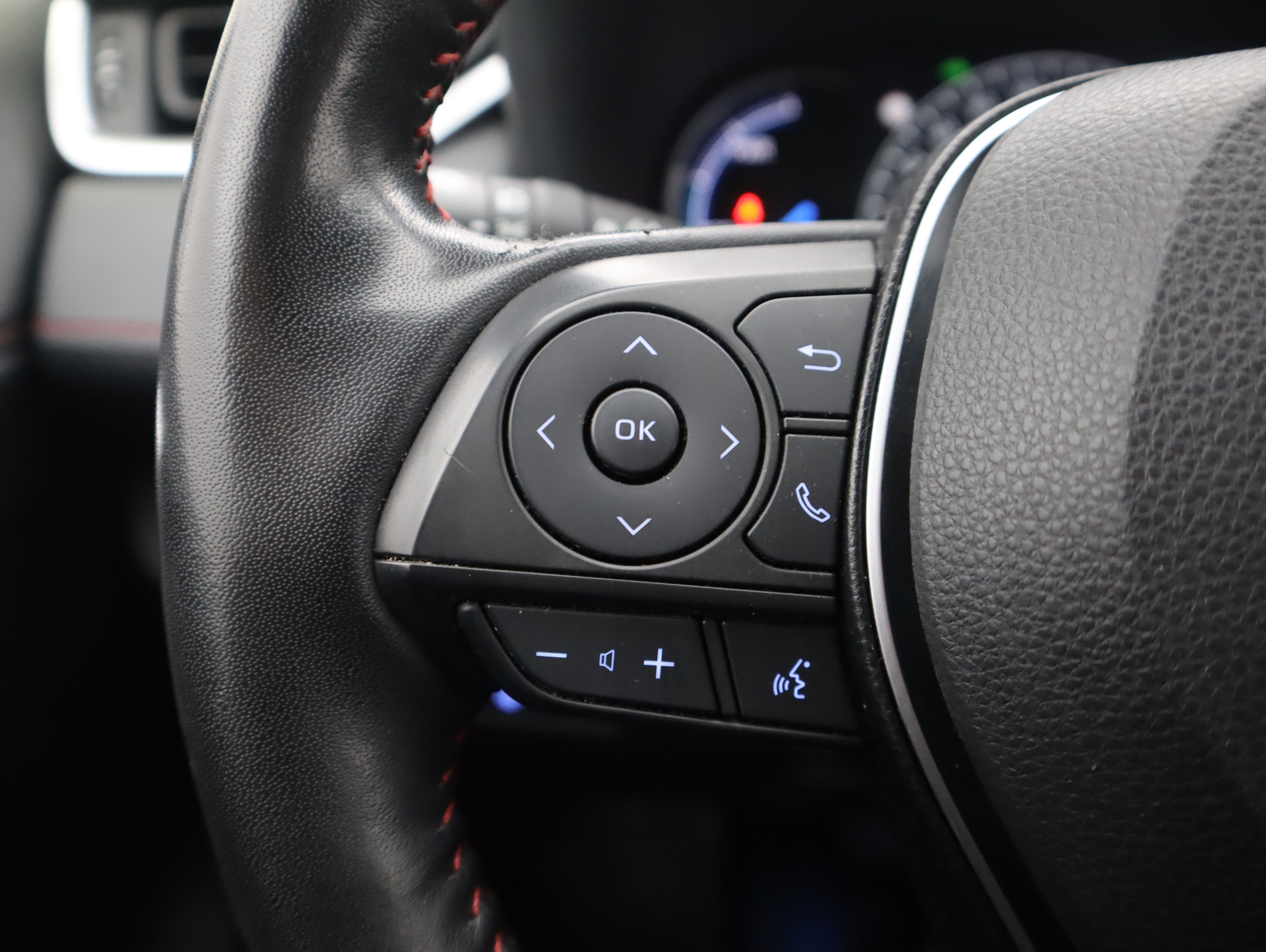 TOYOTA RAV4 Plug-in 2021