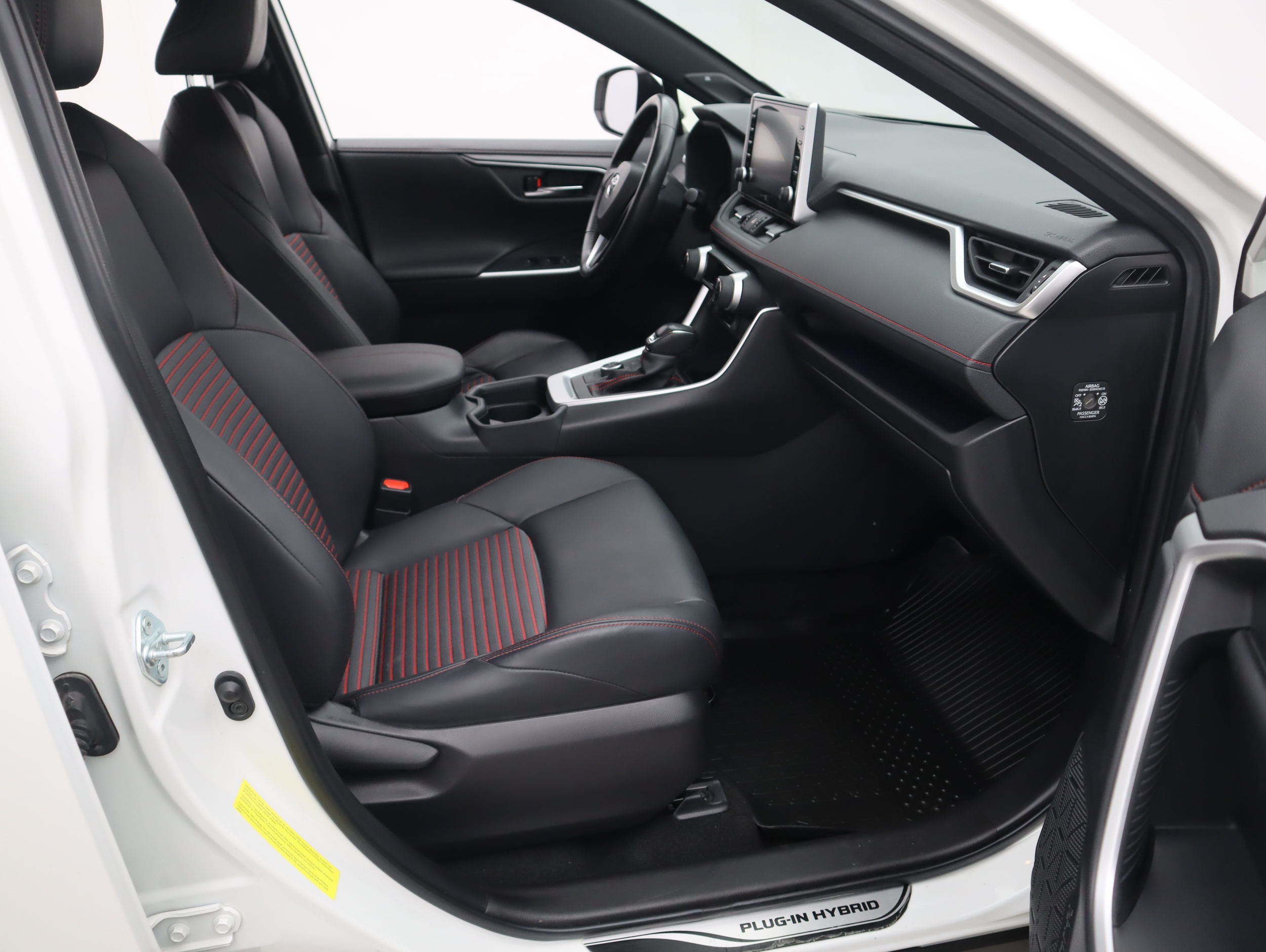 TOYOTA RAV4 Plug-in 2021