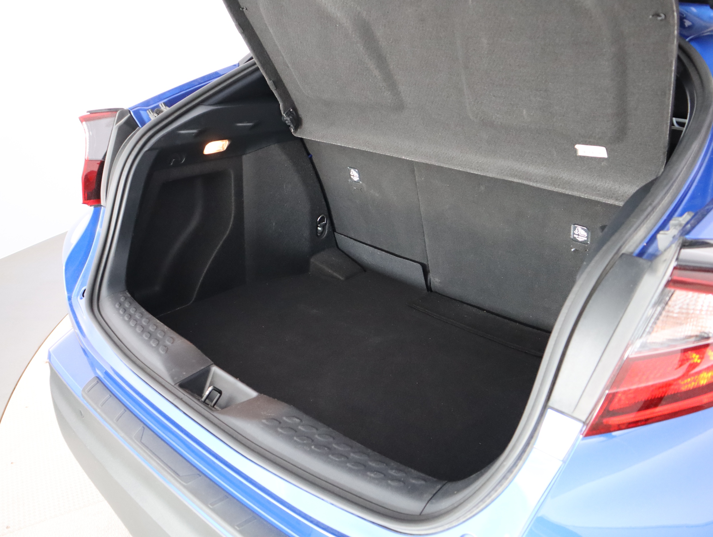 TOYOTA C-HR 2021